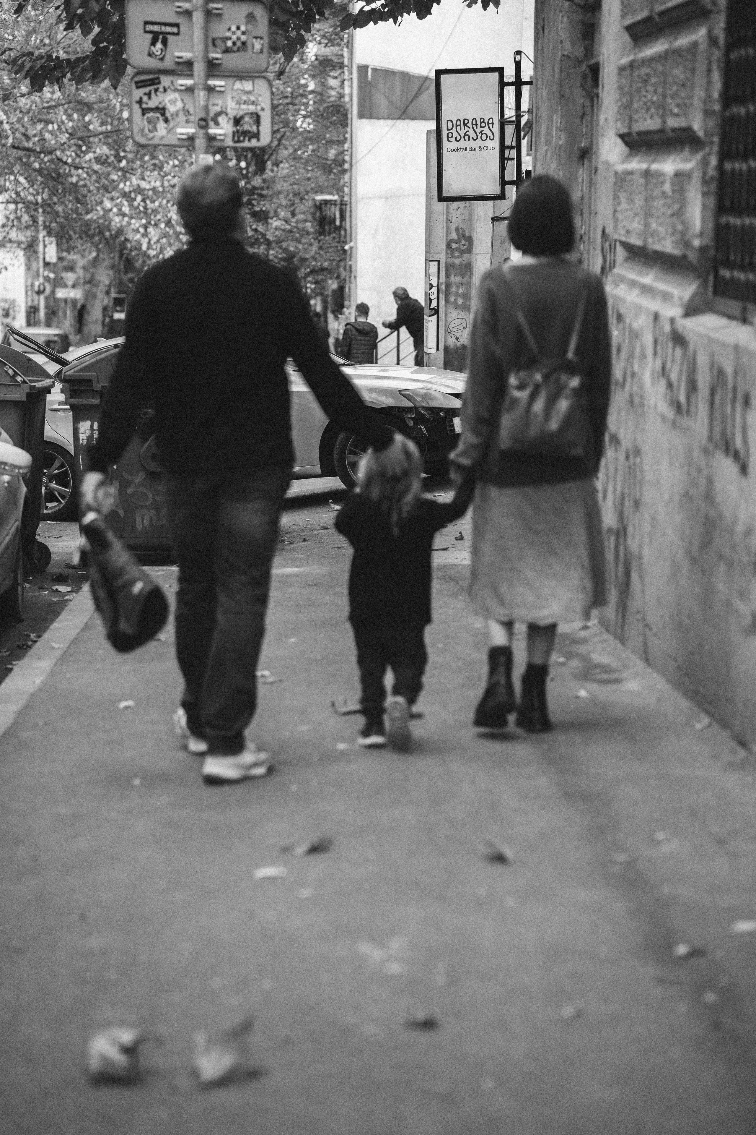 …история о прогулке в старом городе и семье. Марковы: фото, видео, кино и книги