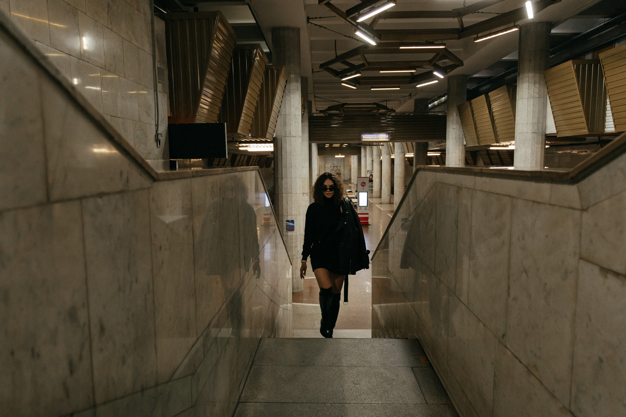 Лиза метро. Ваш фотограф в г. Волгоград и по всей России Севастьянова Ульяна