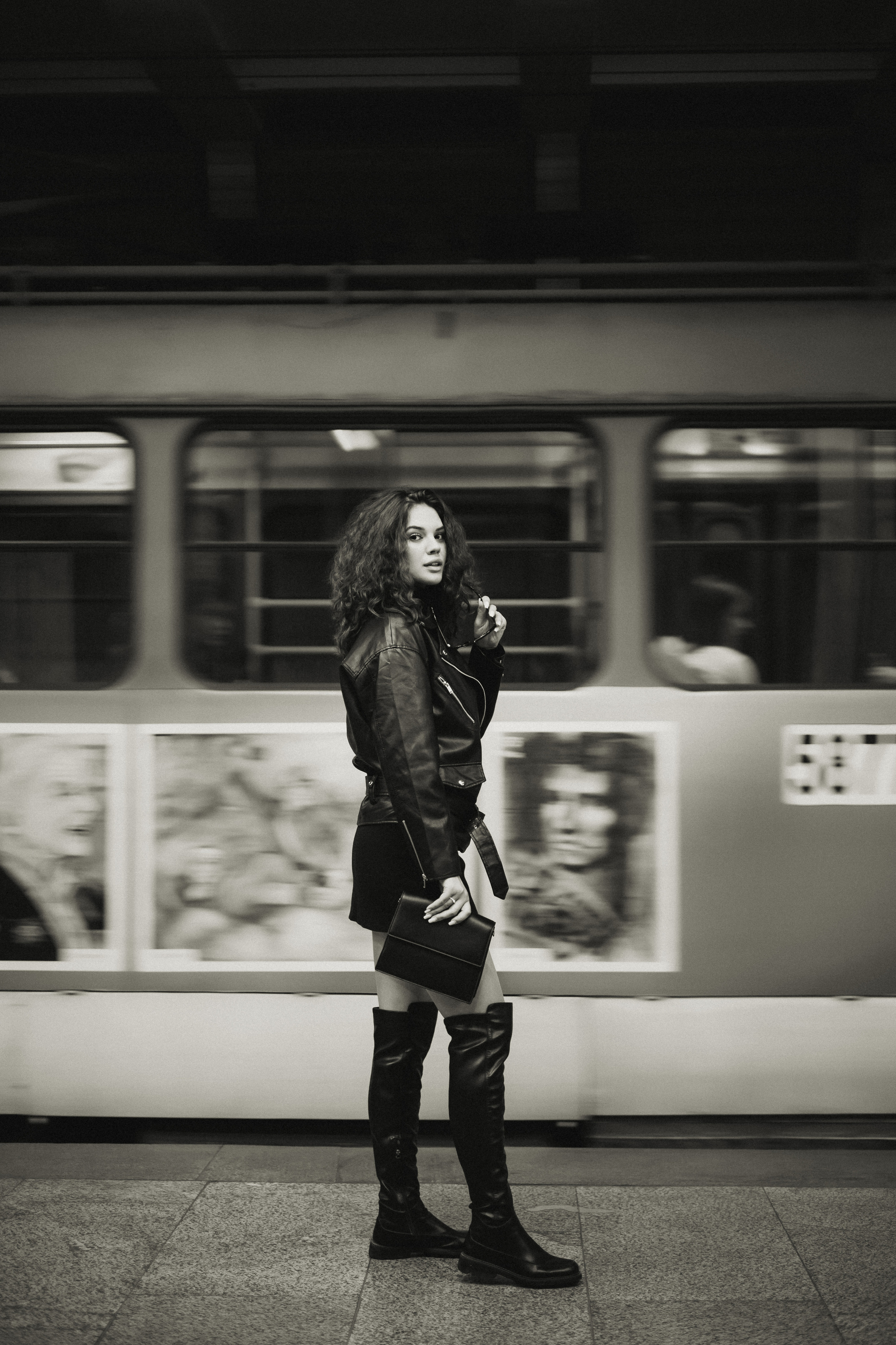 Лиза метро. Ваш фотограф в г. Волгоград и по всей России Севастьянова Ульяна