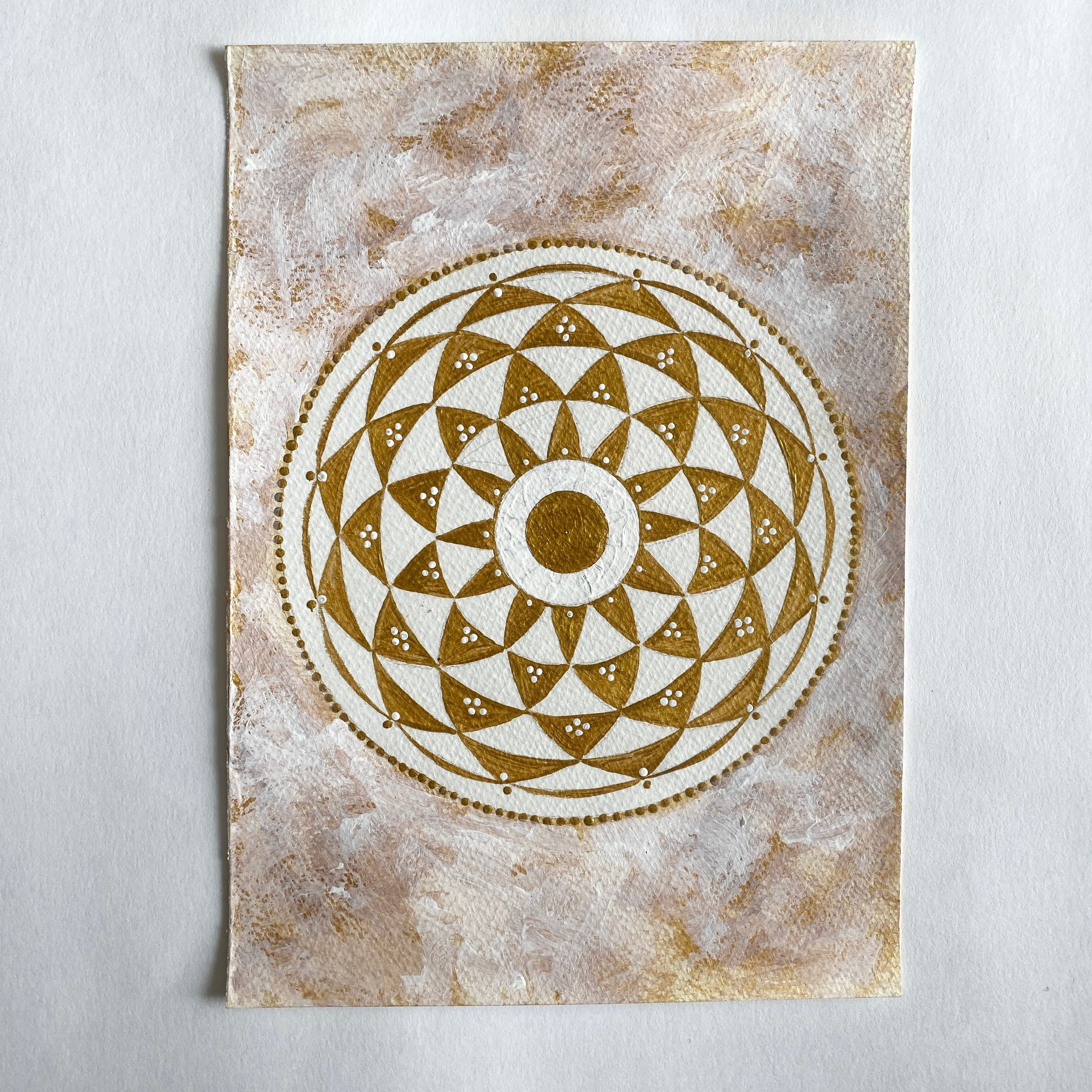 Мандала. Стоимость 1000 руб. Без оформления.