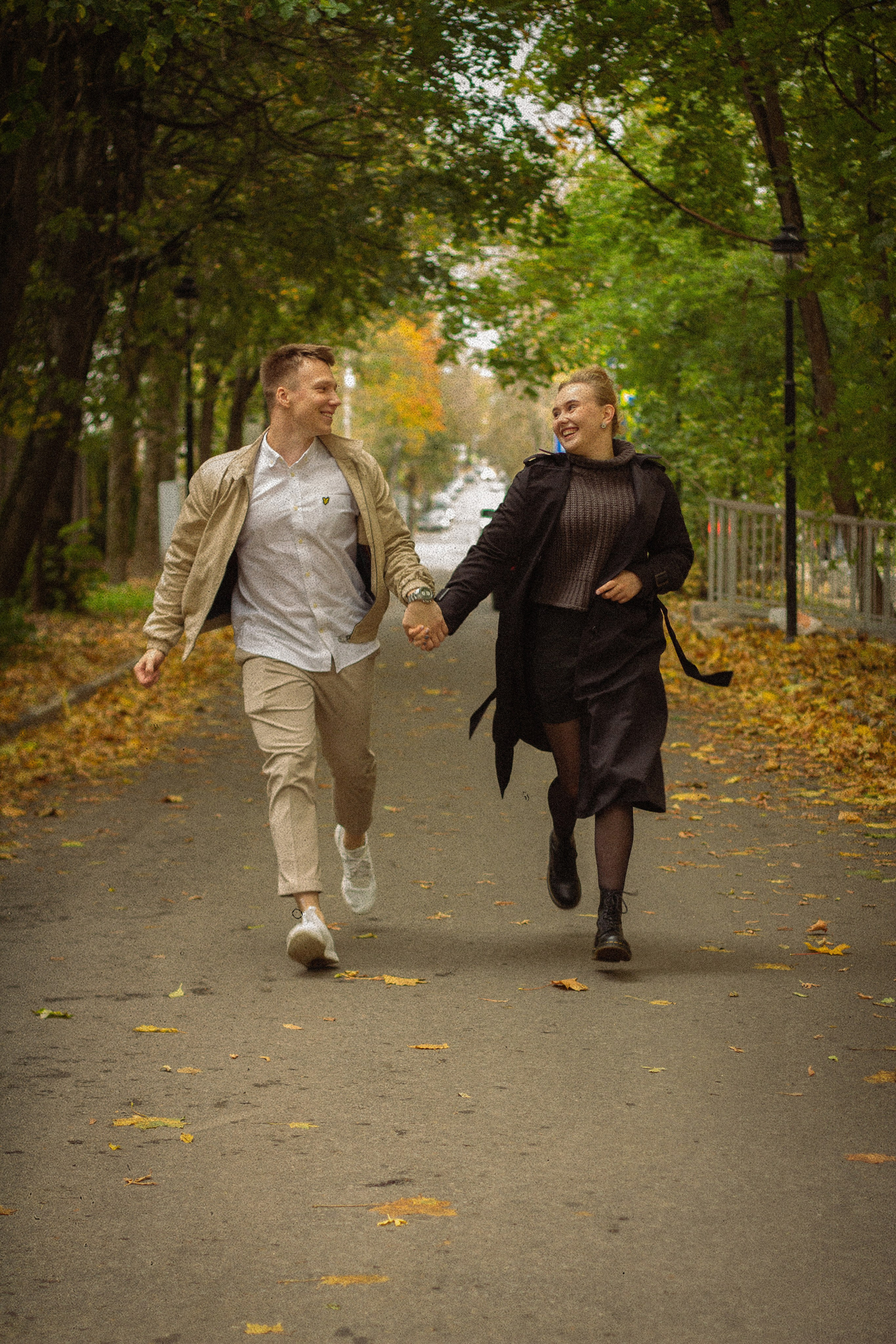 LOVERS IN AUTUMN. Главная