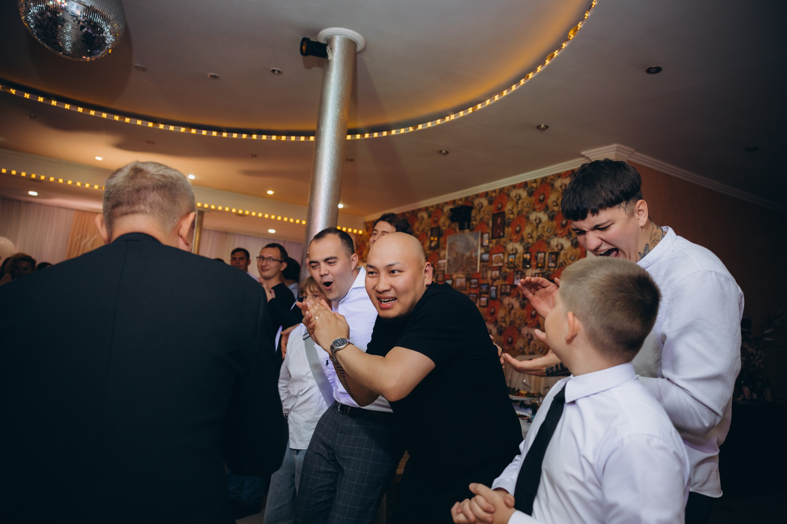 Иван и Елена. Свадебный, семейный фотограф в Иркутске Светлана Макаричева