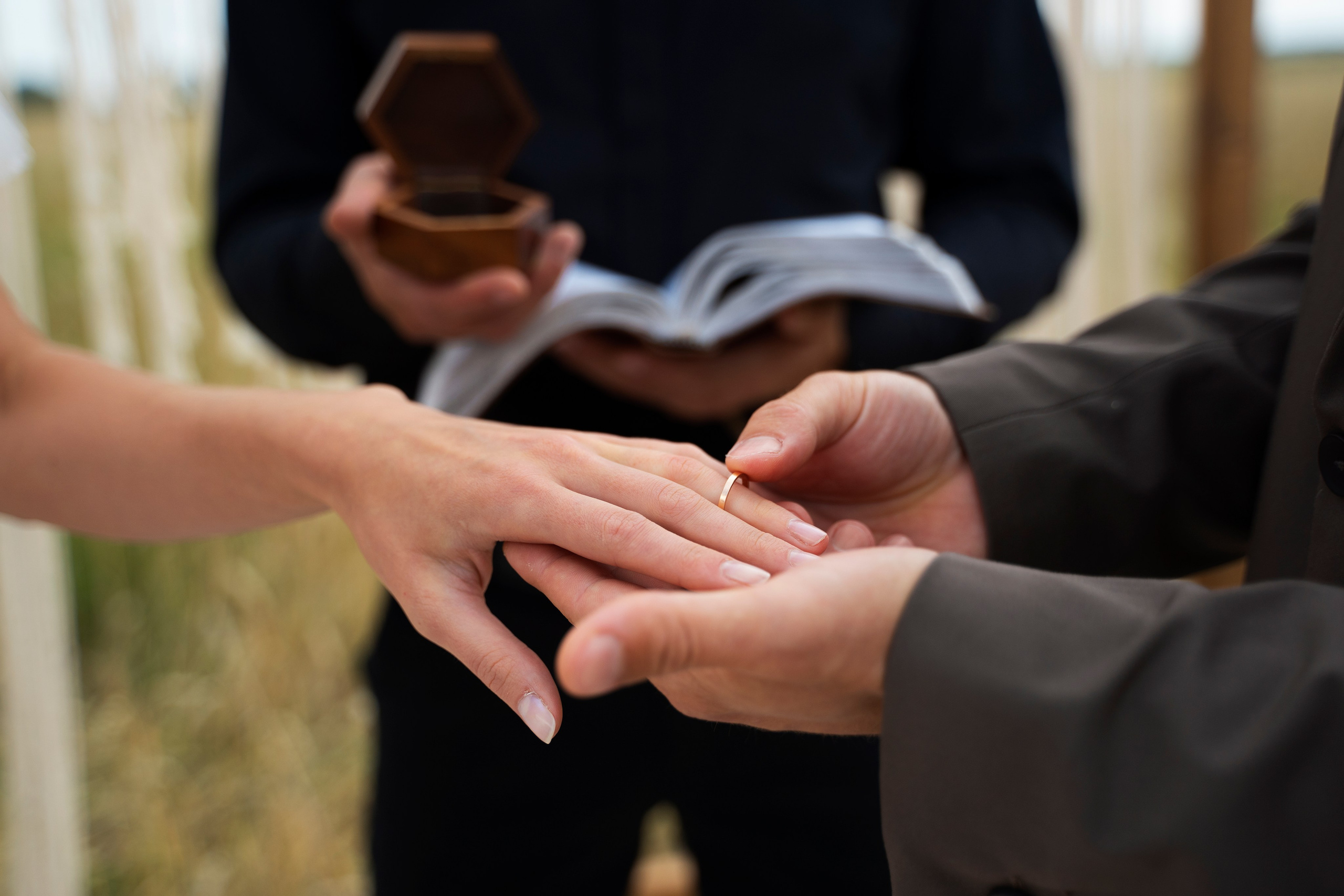 СЪËМКА СВАДЬБЫ ОЛЬГИ И РОМАНА В ОМСКЕ. Свадебный фотограф в Санкт-Петербурге Алиса Беликова