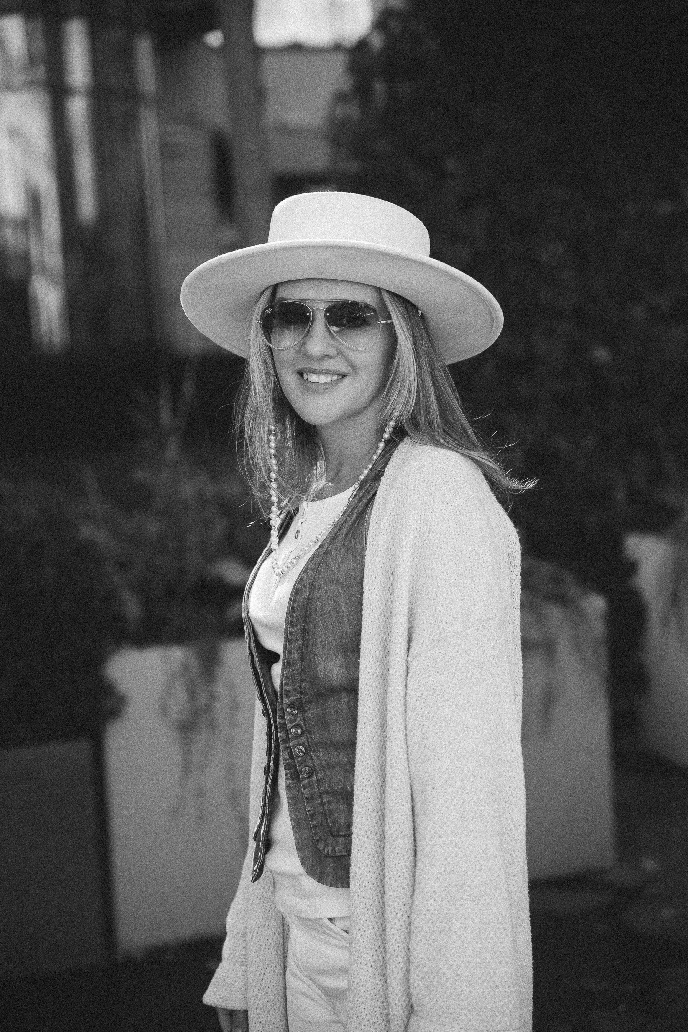 Семейная фотосессия прогулочная фотосессия в Москве. Фотограф Владимир Москва