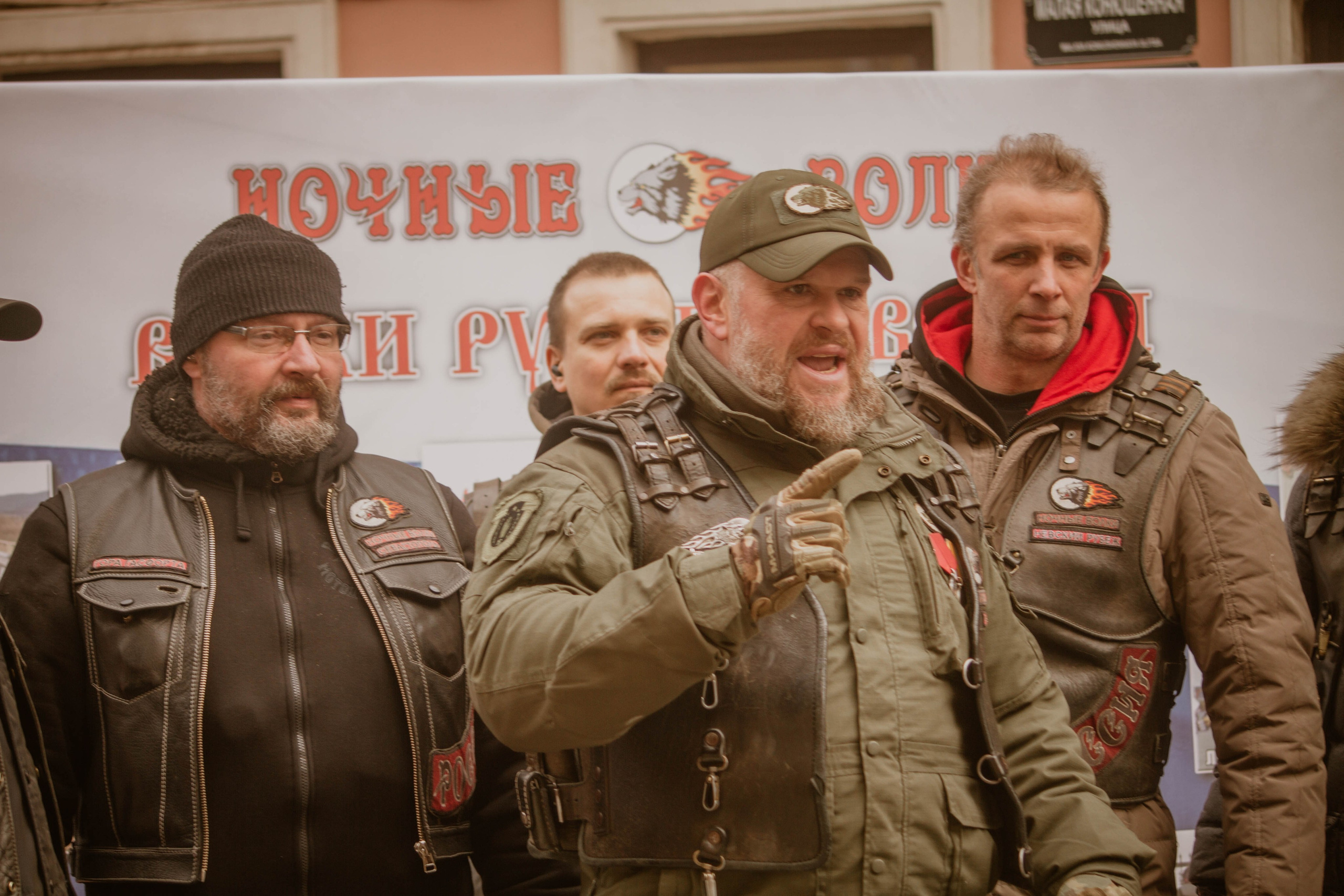 10 ЛЕТ ВМЕСТЕ — Патриотическая акция. Создадим шедевр? Виталина и её фотоискусство