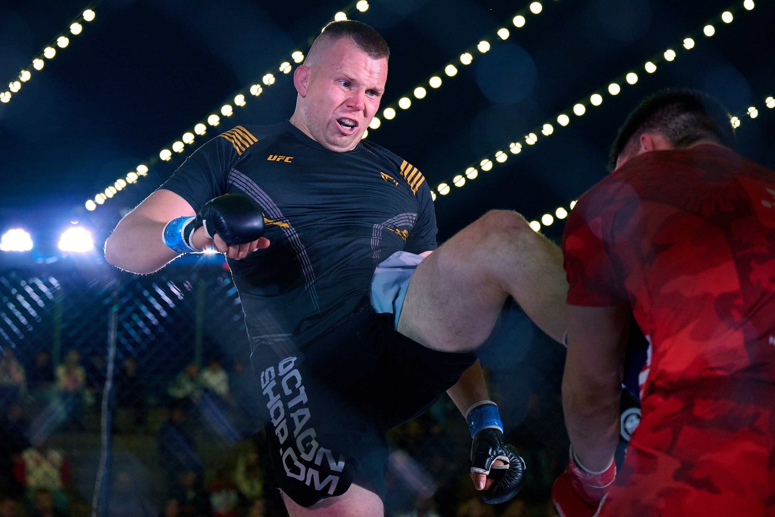 ММА. Битва на Иже-4. Спортивный репортажный фотограф в Ижевске Сергей Мерзляков