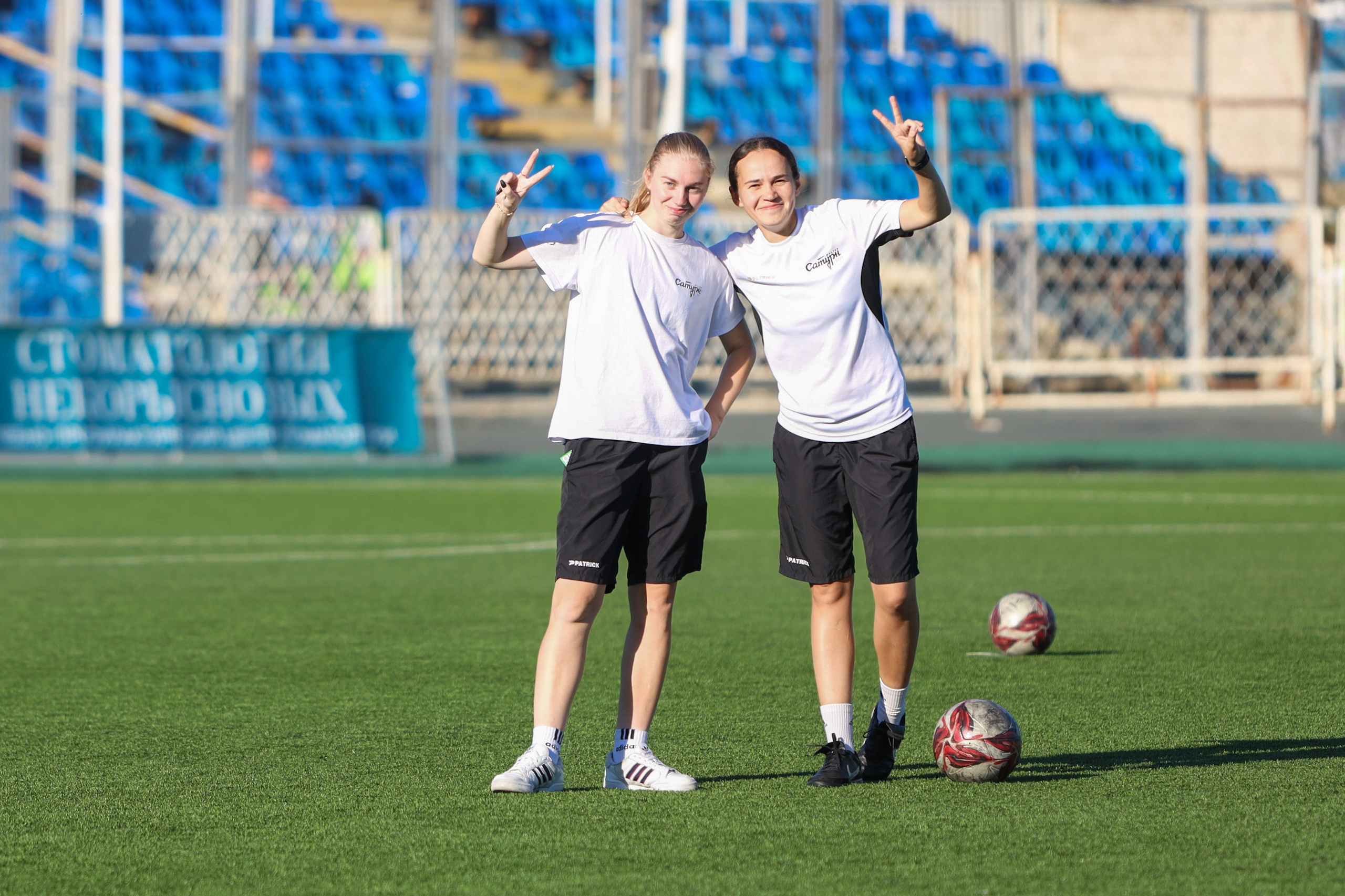 Крылья Советов — Мастер-Сатурн. Молодежная лига по футболу среди женских команд. Спортивный фотограф в Самаре