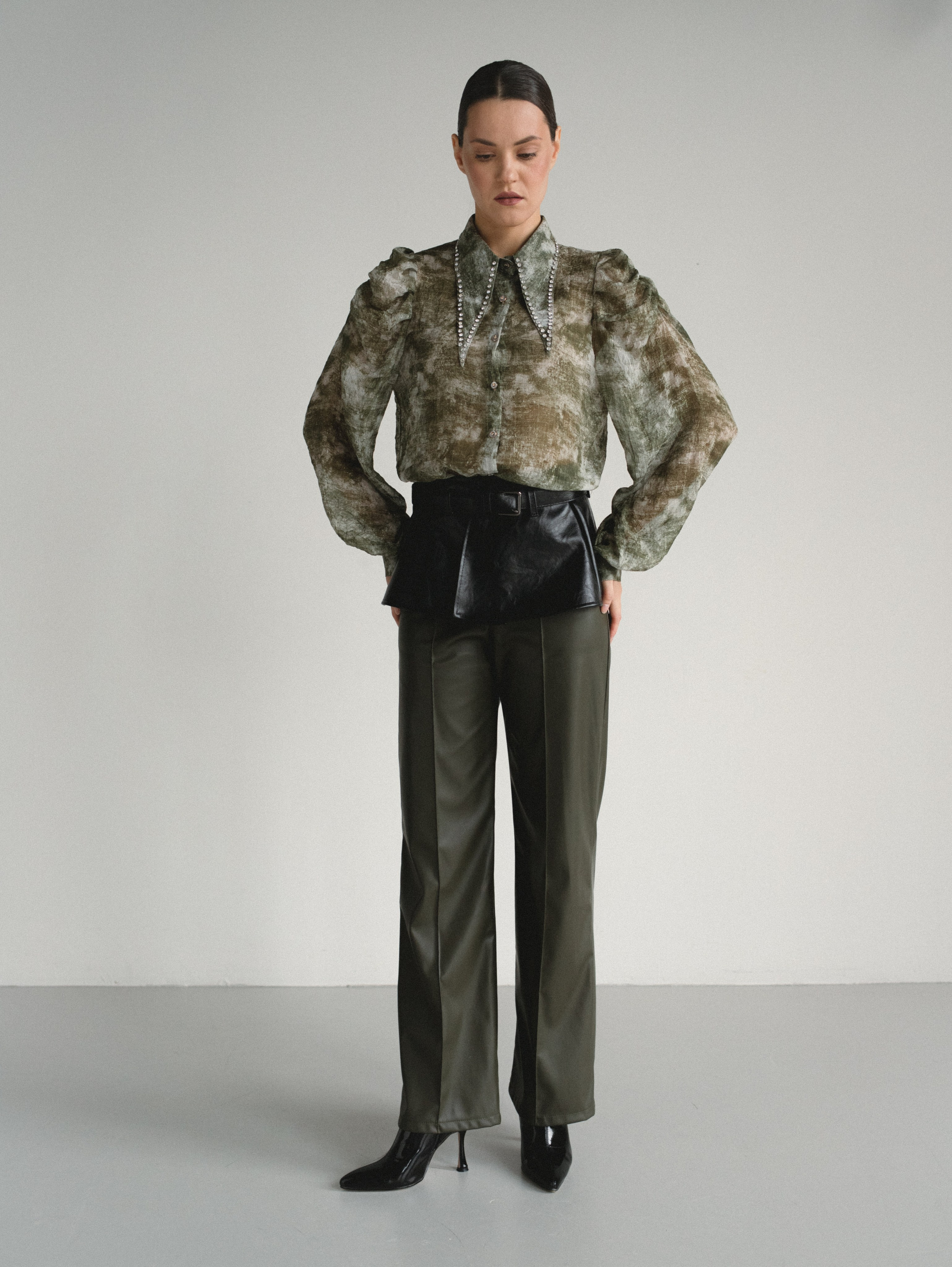 Модельная школа Khanova. Фотограф в Москве и Сургуте Алла Лесовая. Снимаю каталог для брендов и индивидуальные портреты для людей