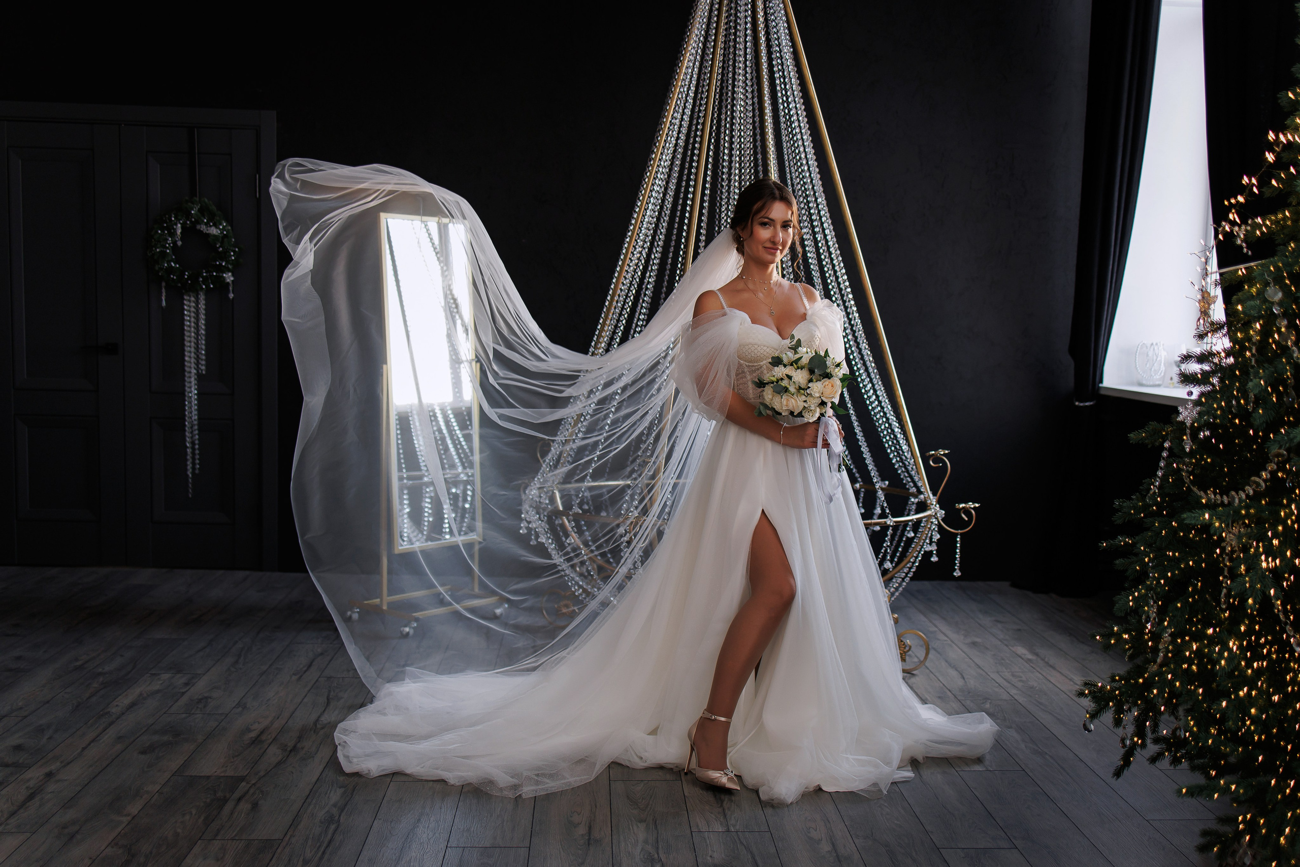 Штатный фотограф. Интерьерная фотостудия Background в Омске