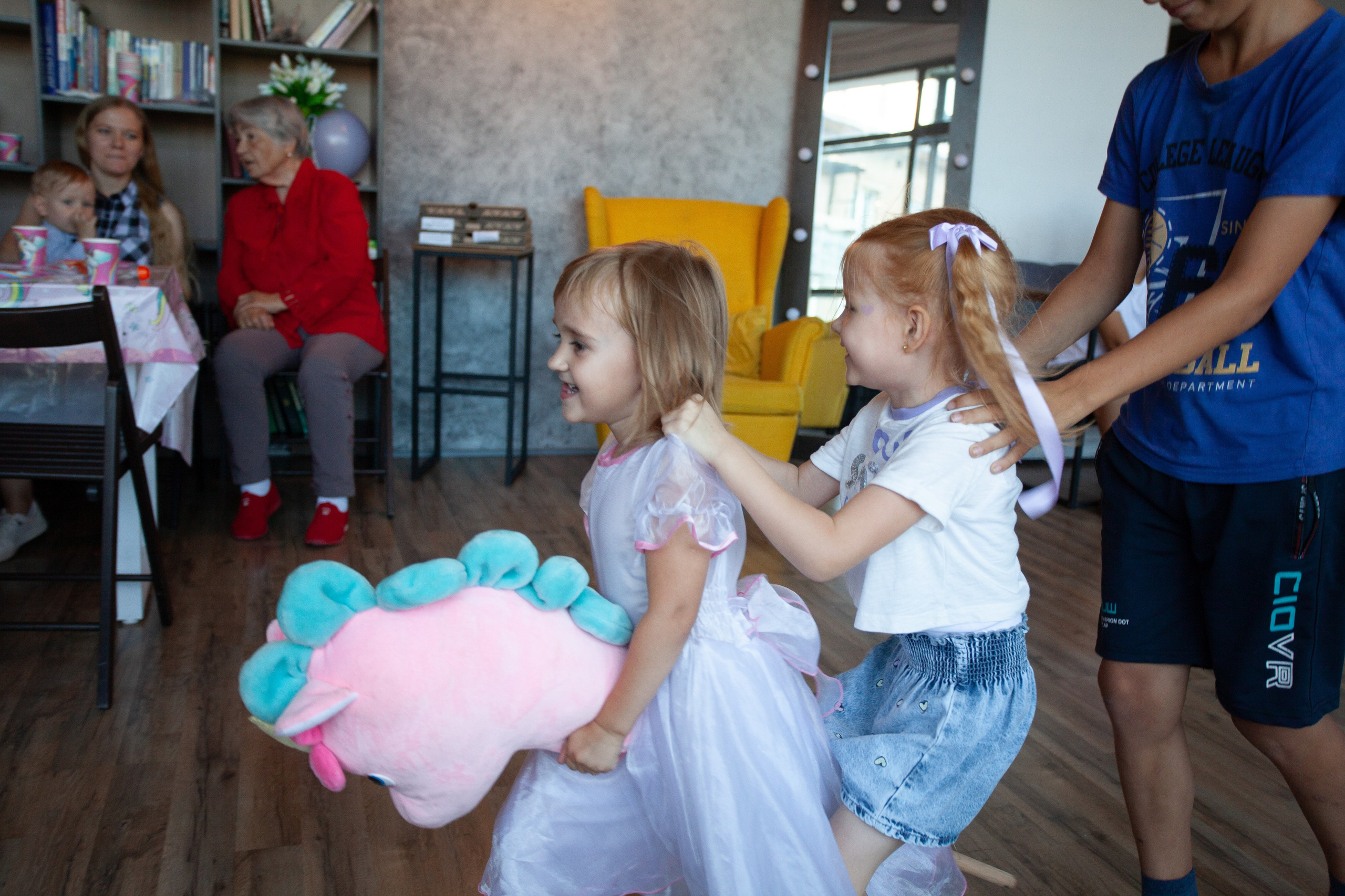 День рождения в фотостудии. Фотограф Дарья Локотко в Красноярске