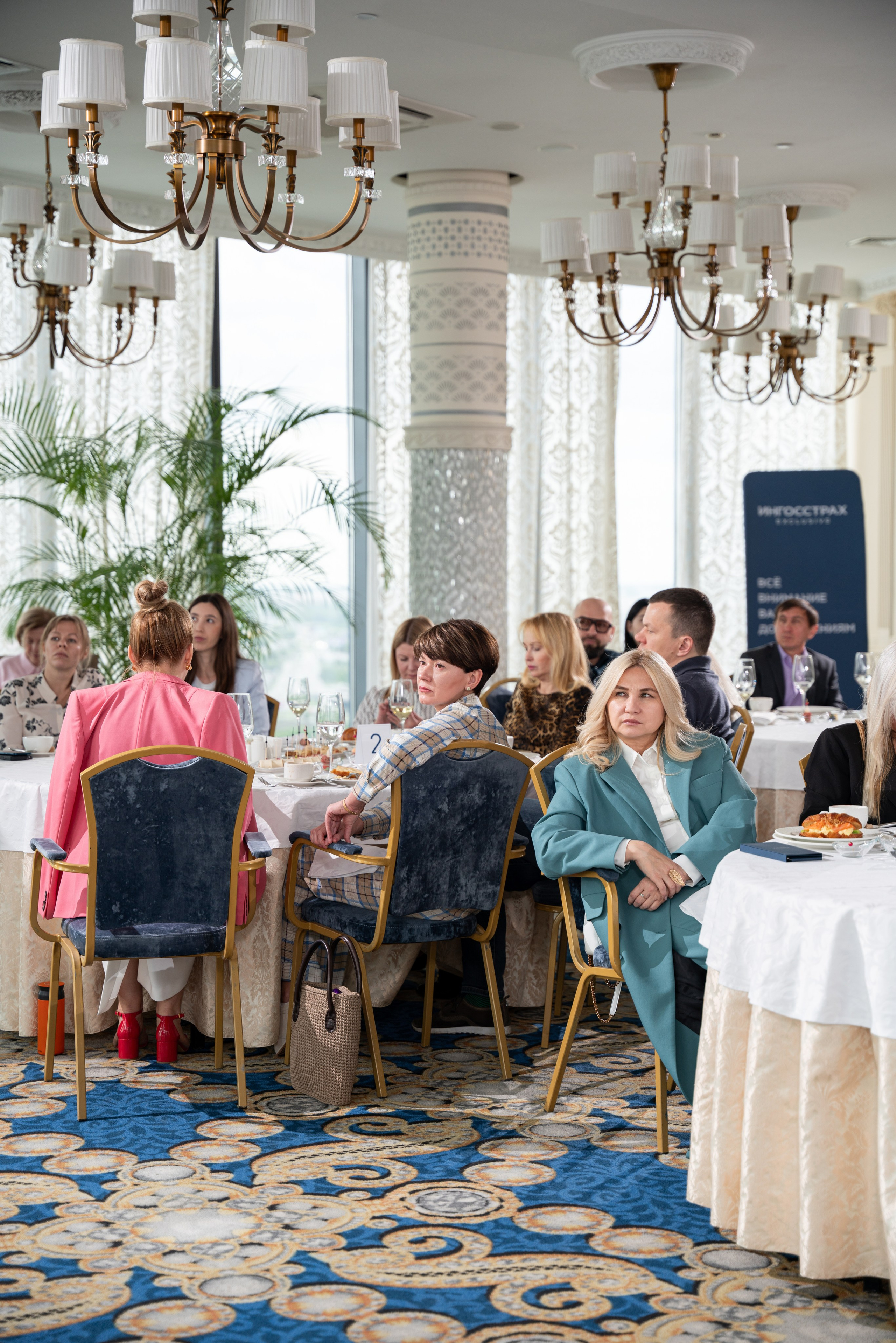 БИЗНЕС-ЗАВТРАК «ИНГОССТРАХ». Фотограф на любое мероприятие