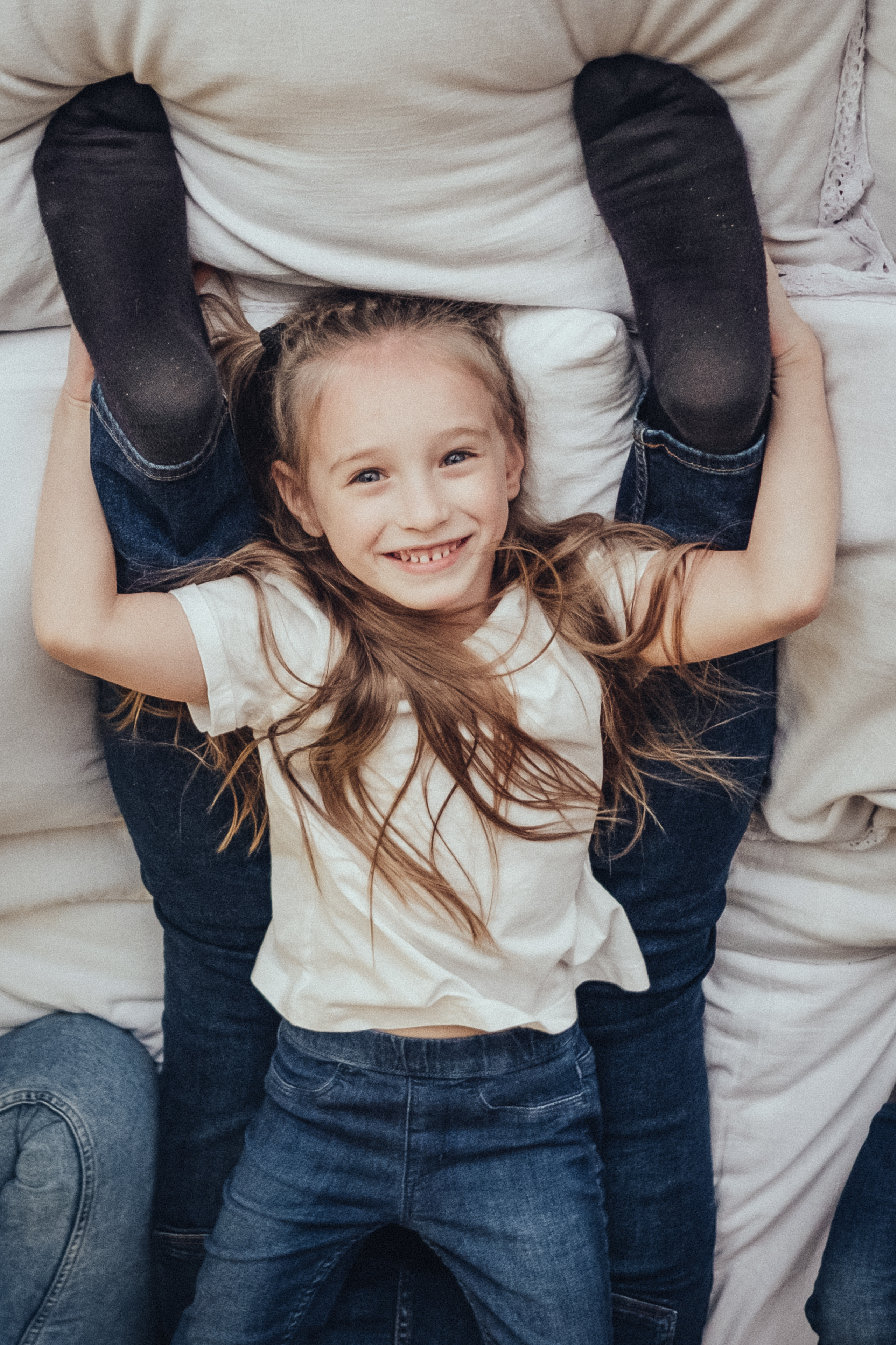 Новогодняя фотосъемка в студии в стиле лайфстайл с маленькими детьми. Фотограф в городе Астрахань Ольга Лазиева