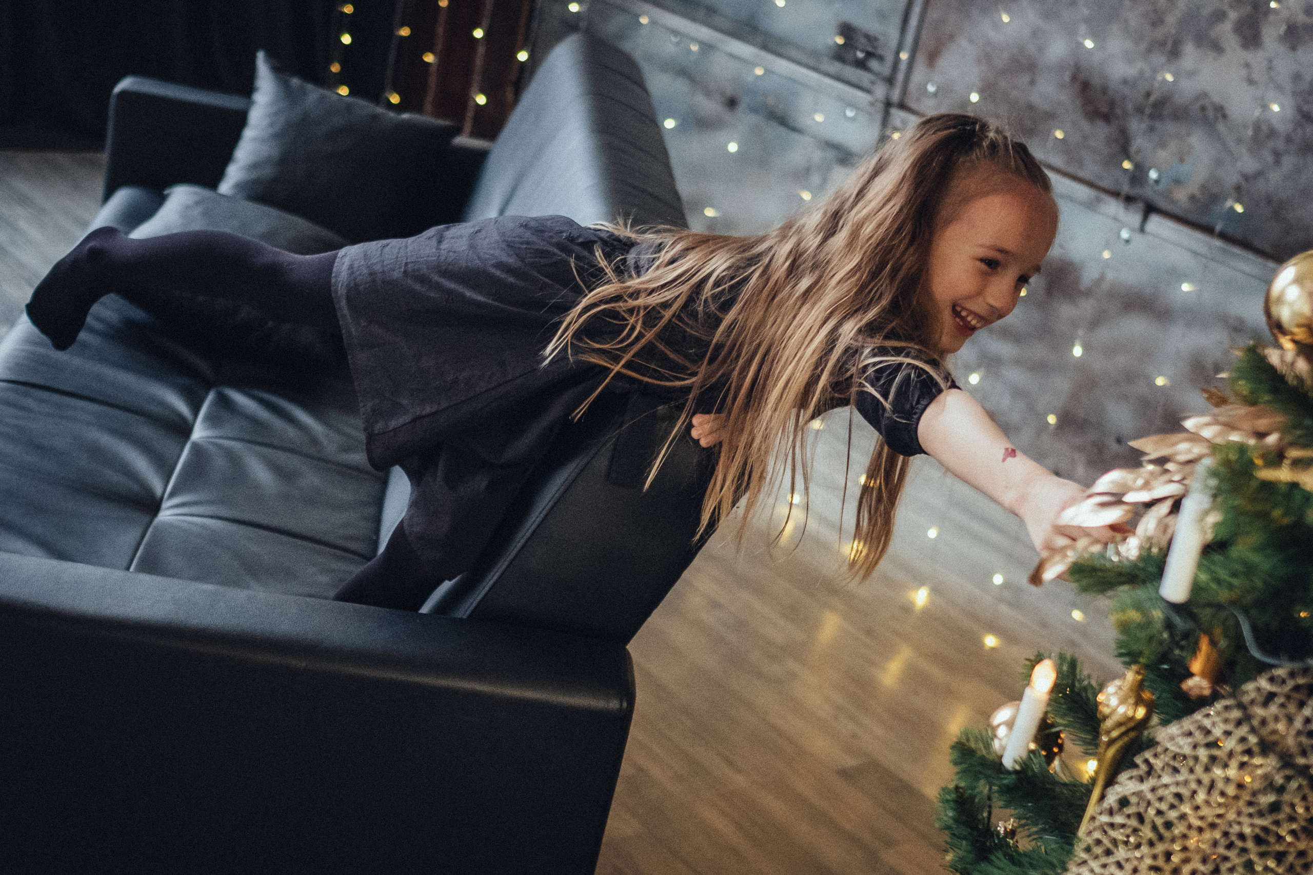 Новогодняя фотосъемка в студии в стиле лайфстайл с маленькими детьми. Фотограф в городе Астрахань Ольга Лазиева