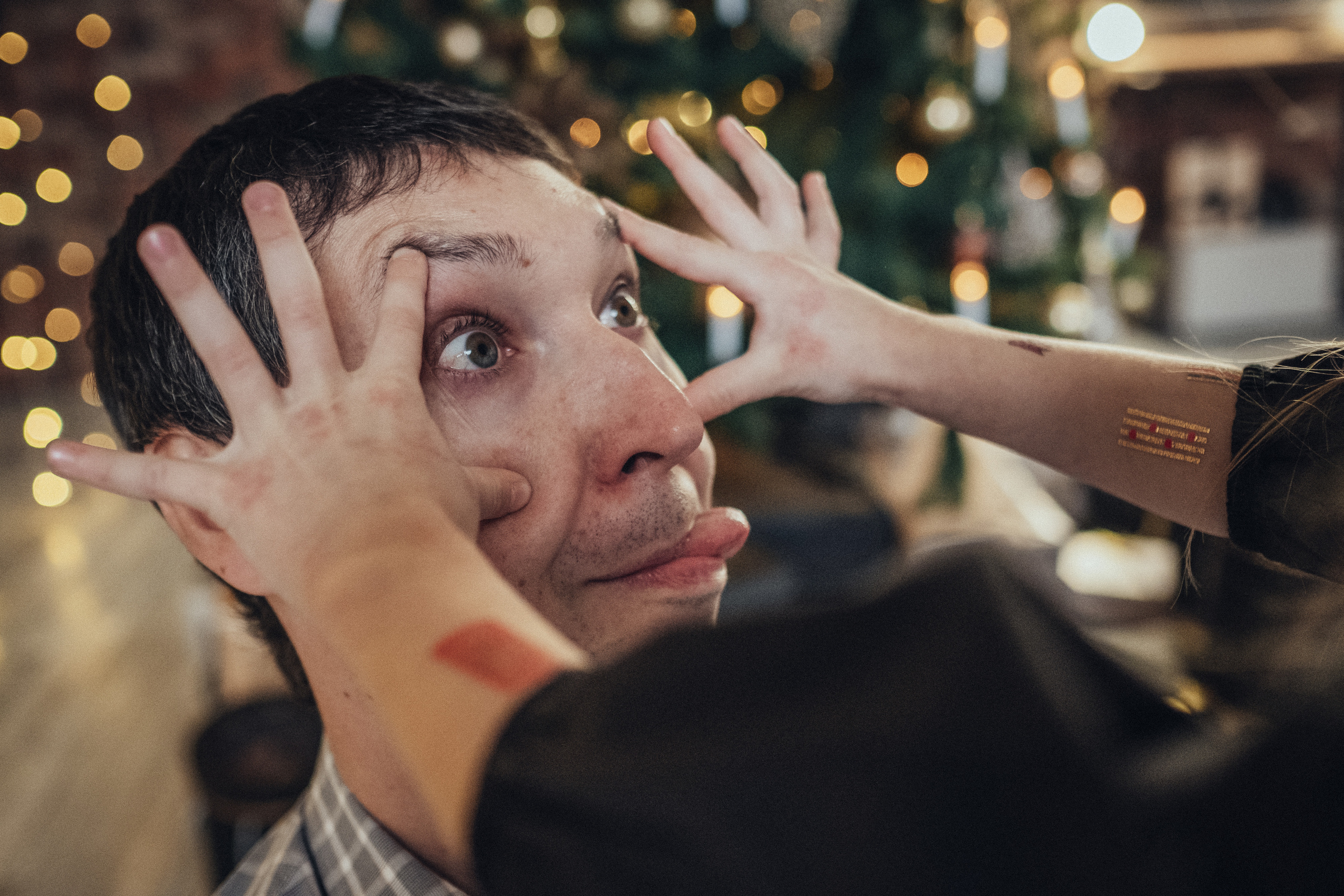 Новогодняя фотосъемка в студии в стиле лайфстайл с маленькими детьми. Фотограф в городе Астрахань Ольга Лазиева