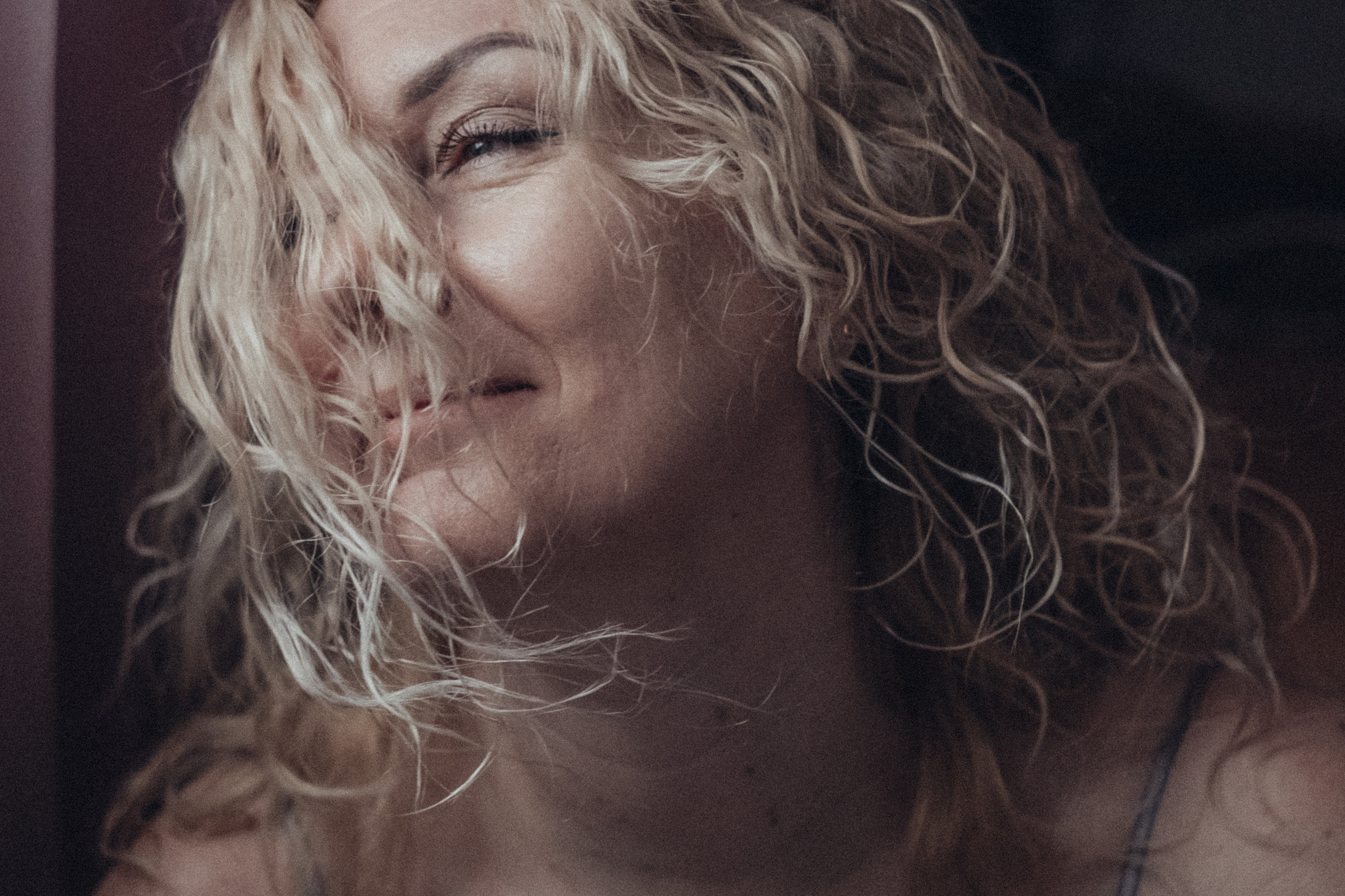 женский художественный портрет