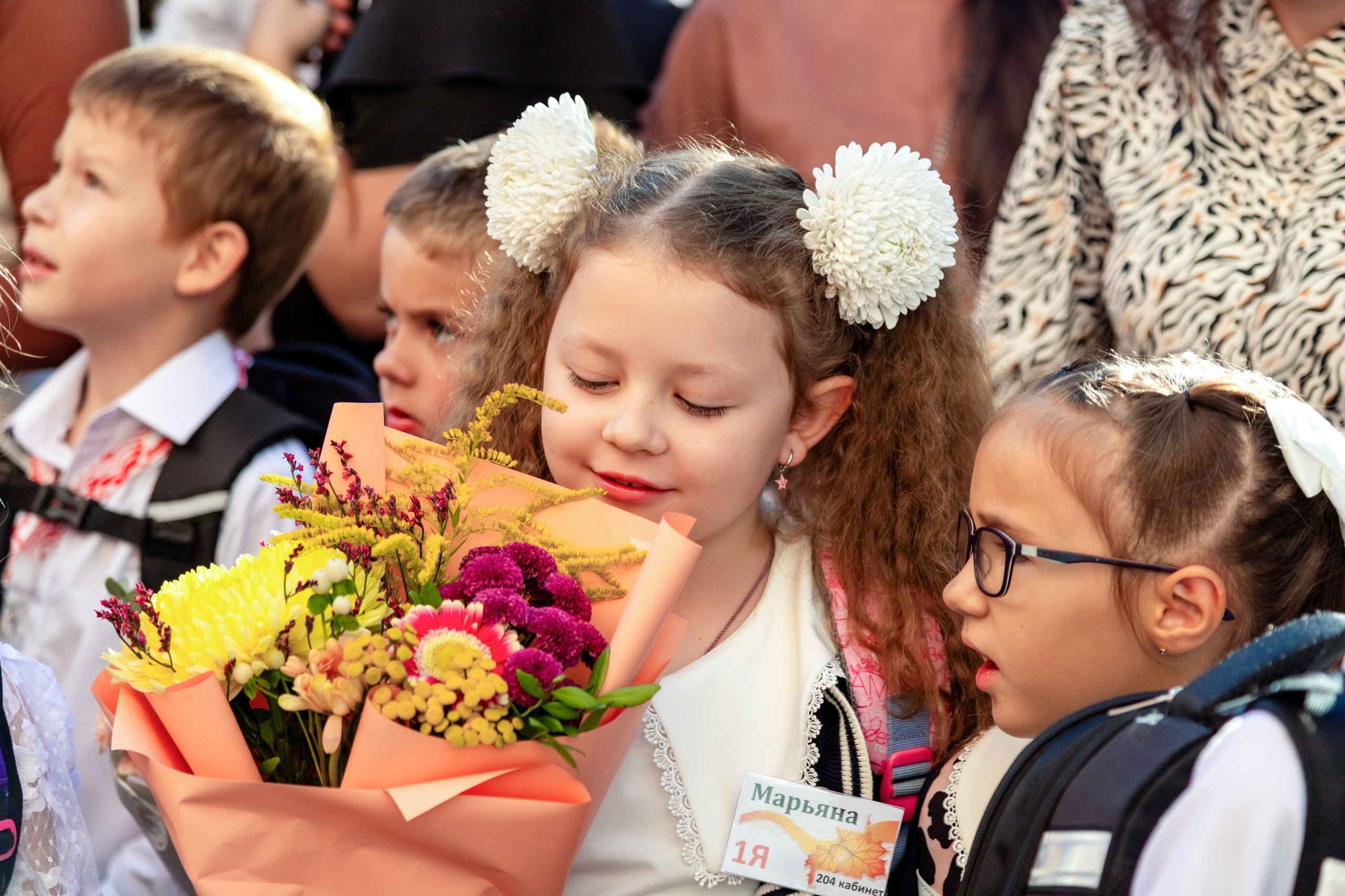ПЕРВОЕ СЕНТЯБРЯ — линейка. Фотограф Алина Лебедь