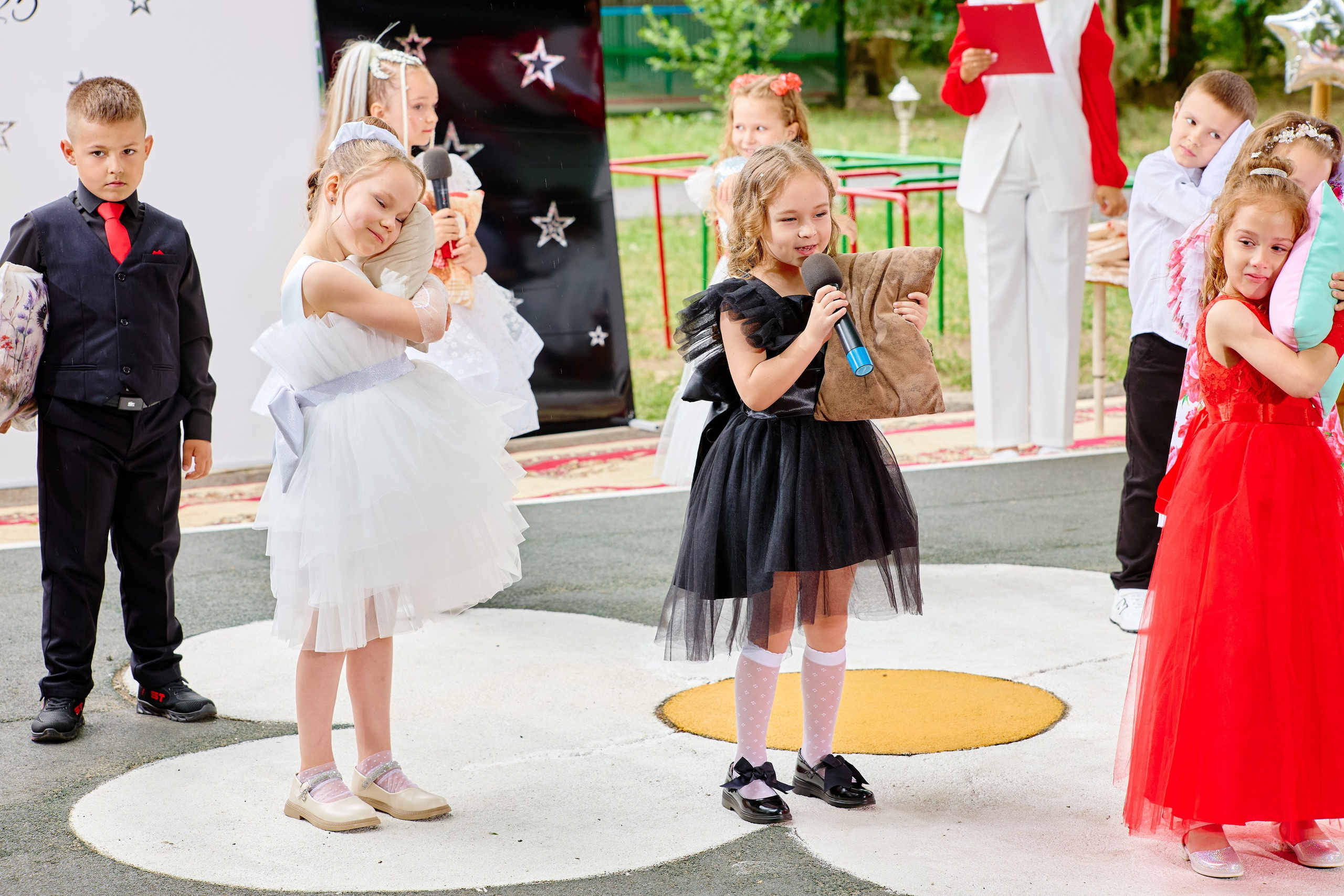 Выпускной 45 сад. Фотограф Выпускные альбомы Таганрог Сергей Коробченко