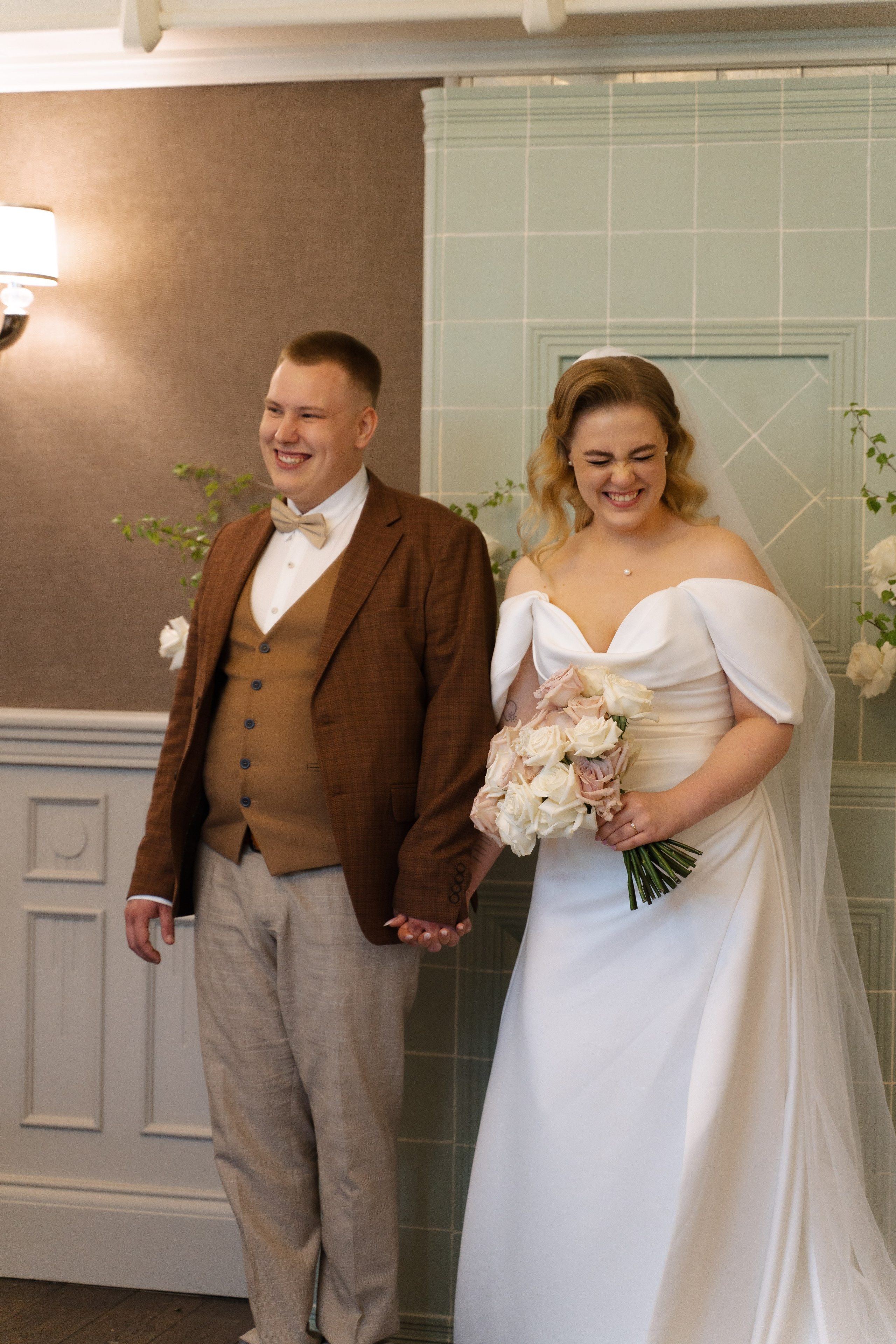 Данил и Евгения. Свадебный фотограф Анастасия Хабарова в Новоуральске и Екатеринбурге