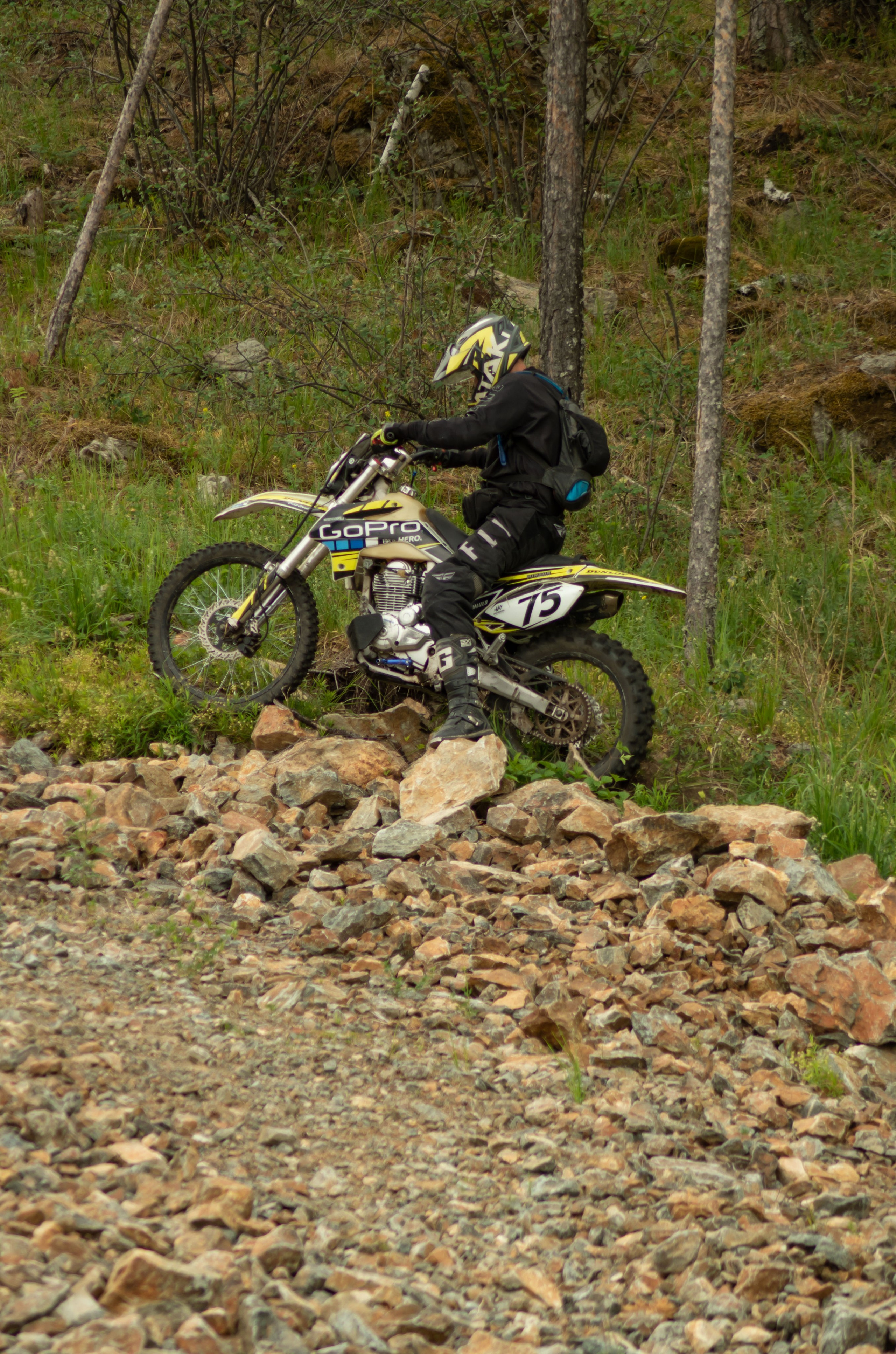 Мужской портрет: мотоцикл. Фотограф Марина Доглядная Челябинск фотосессии с лошадьми, мотоциклами