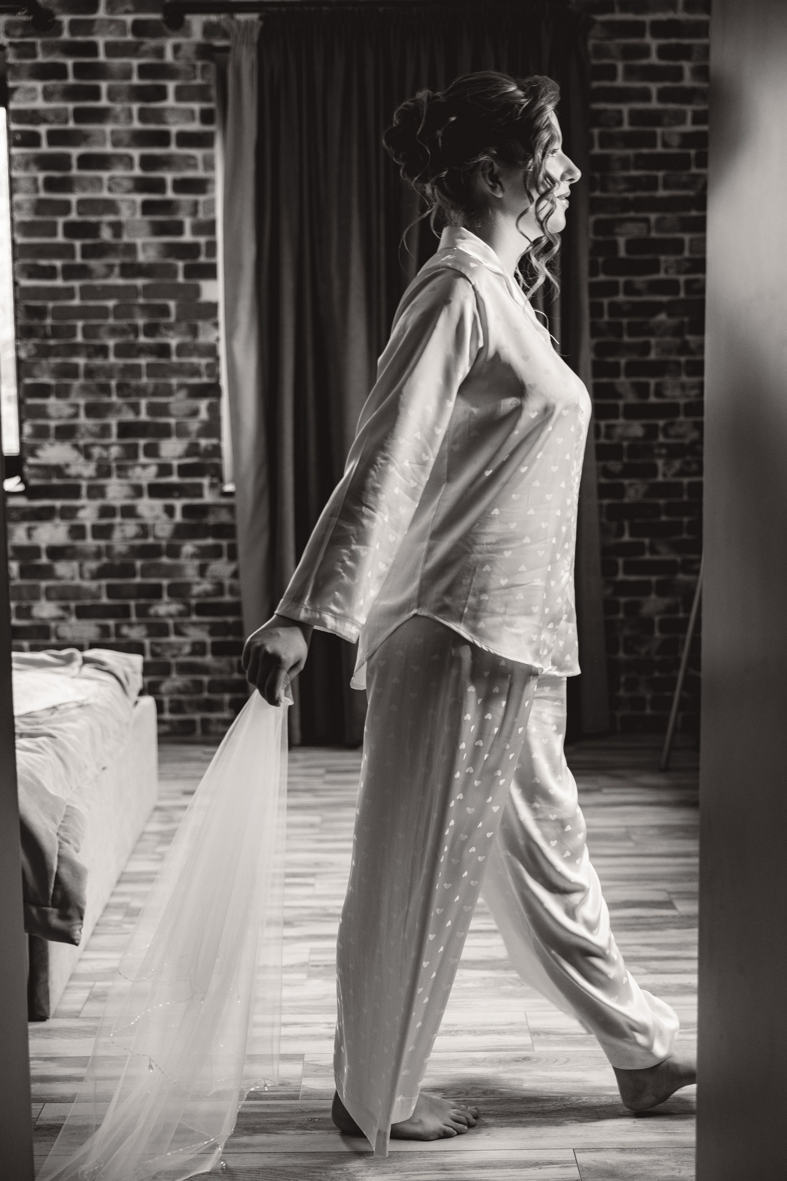 Свадебная фотосессия в Иваново и Москве. Свадебный фотограф в Иваново Гитарина Черняева