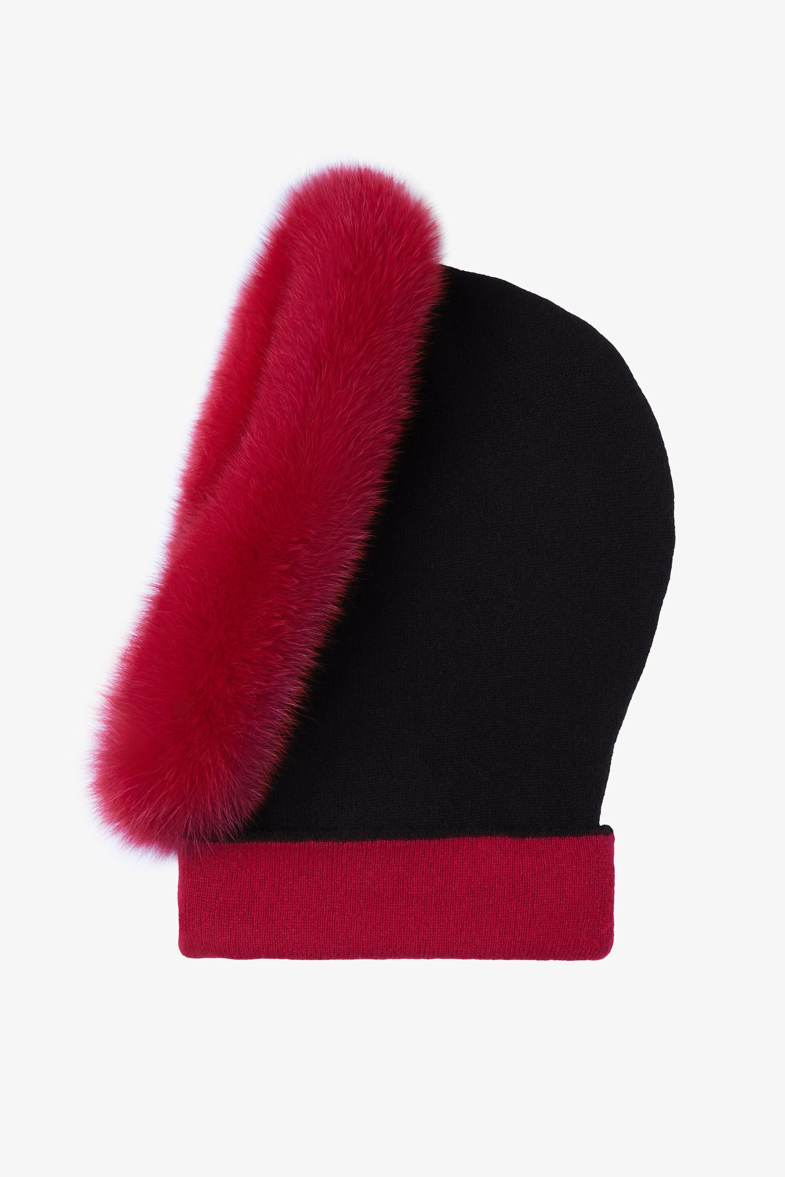 Ретушь фотографий шарфов, головных уборов и поясов | Студия SVITHART