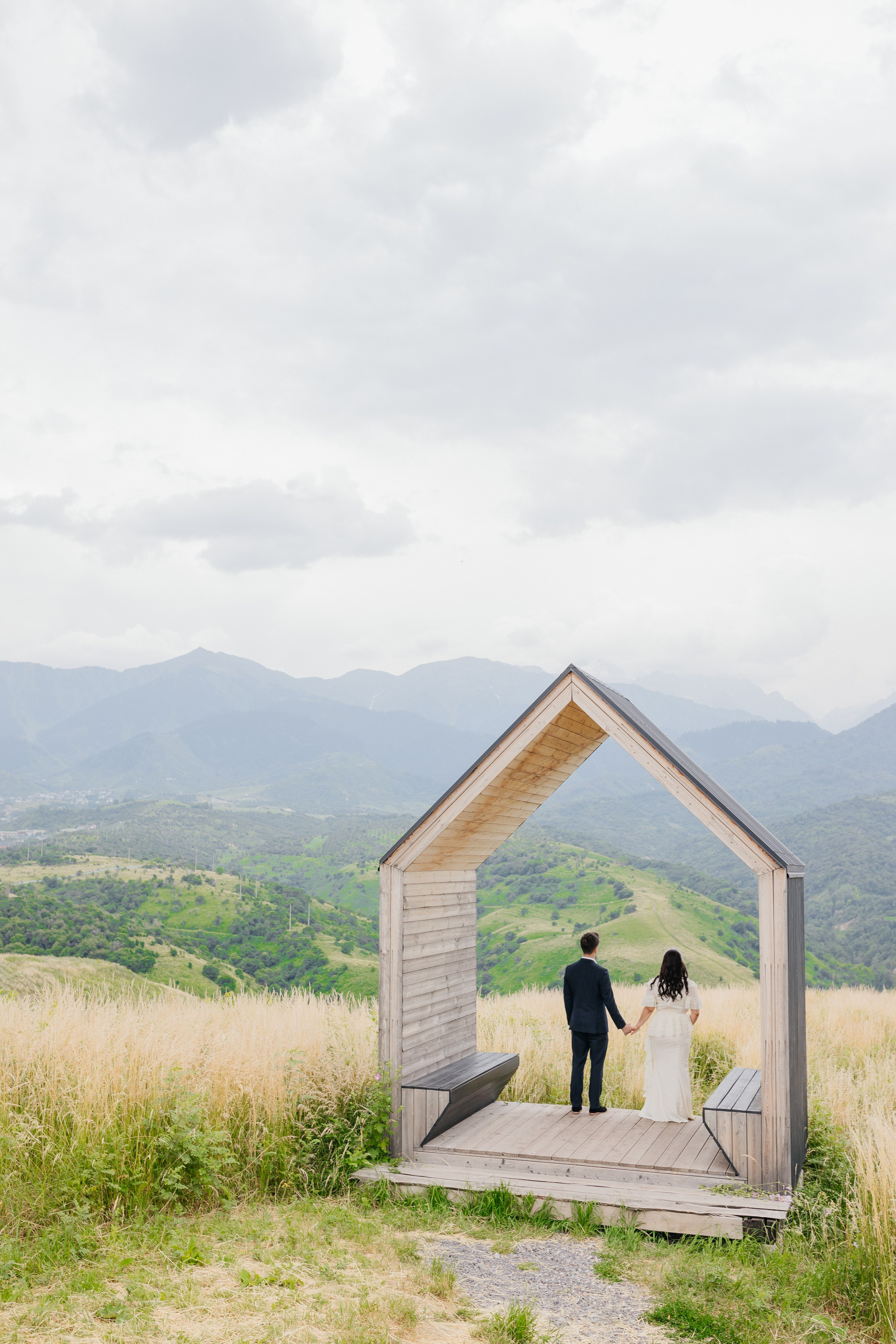 MADI & ARU. Wedding and Fashion photographer