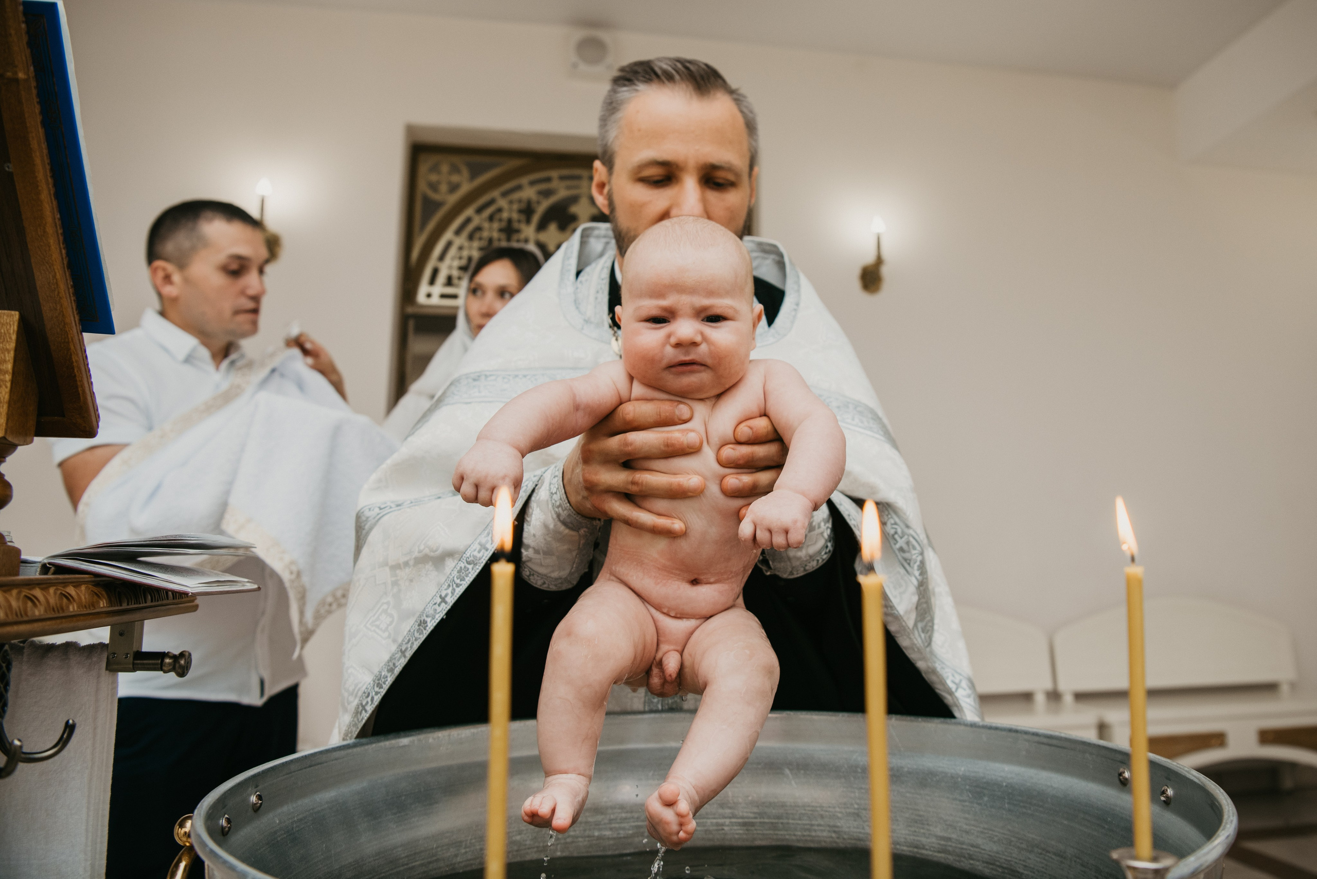 Крещение Евгения. Фотограф на выписку из роддома в Москве и МО