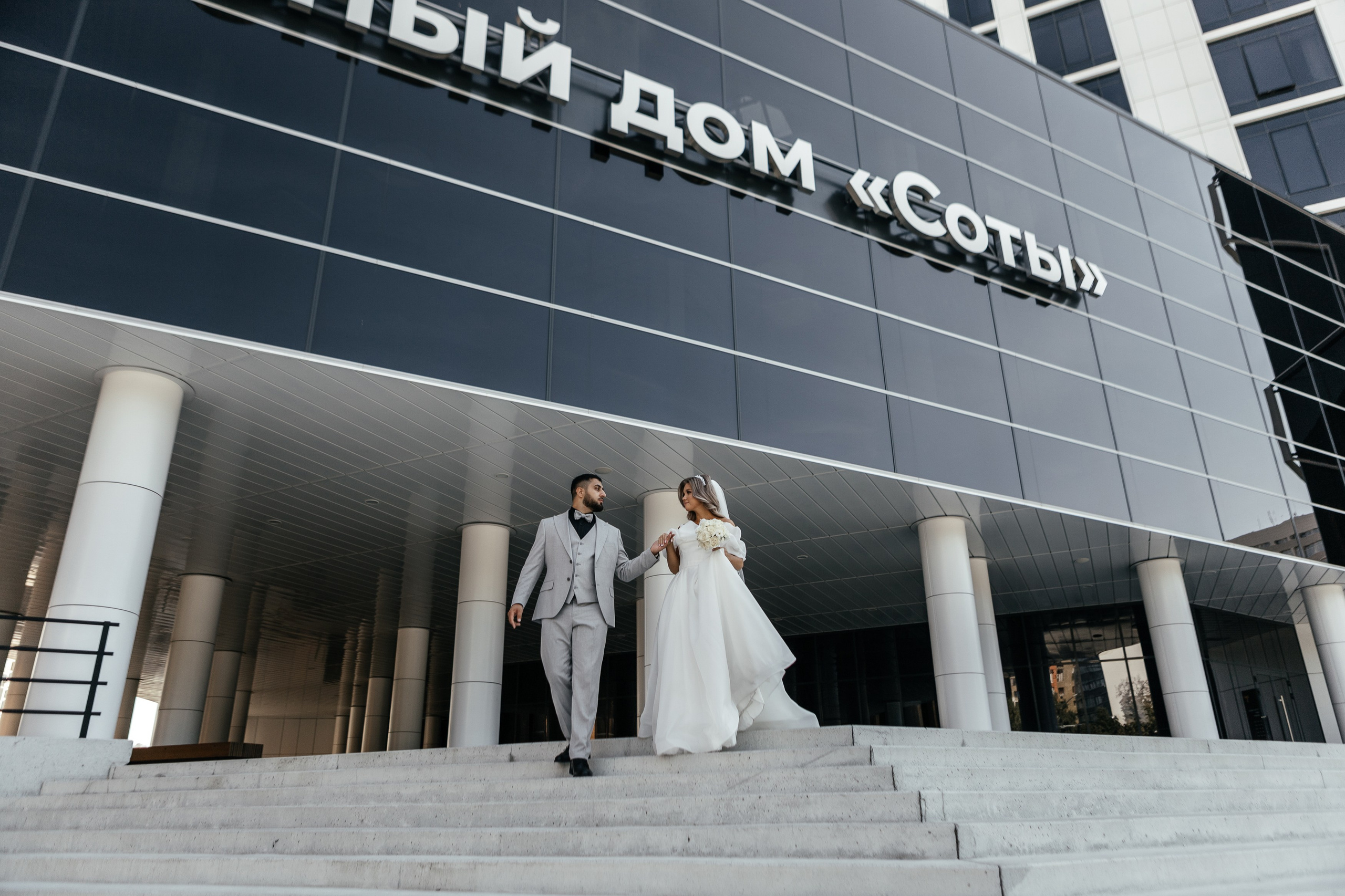 Свадебный фотограф Уфа — Руслан ГабдлисламовЖивые эмоции, красивые кадры, воспоминания на всю жизнь.Работаю по всей Республике Башкортоста. Свадебный фотограф Уфа Руслан Габдлисламов