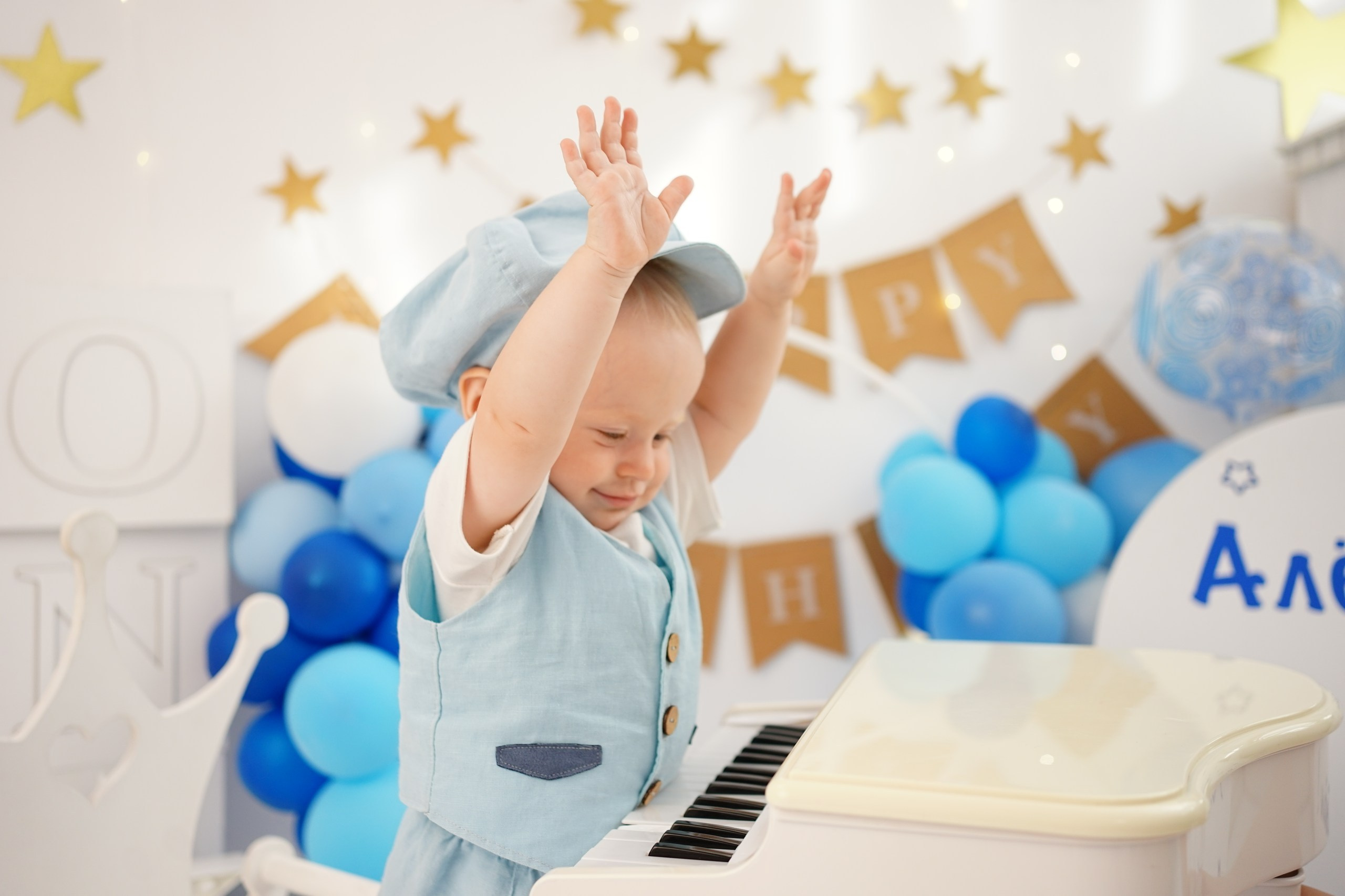 Фотосессия на Годик для Мальчиков. Детская Фотостудия ГОДОВАСИКИ в Санкт-Петербурге фотосесия на годик