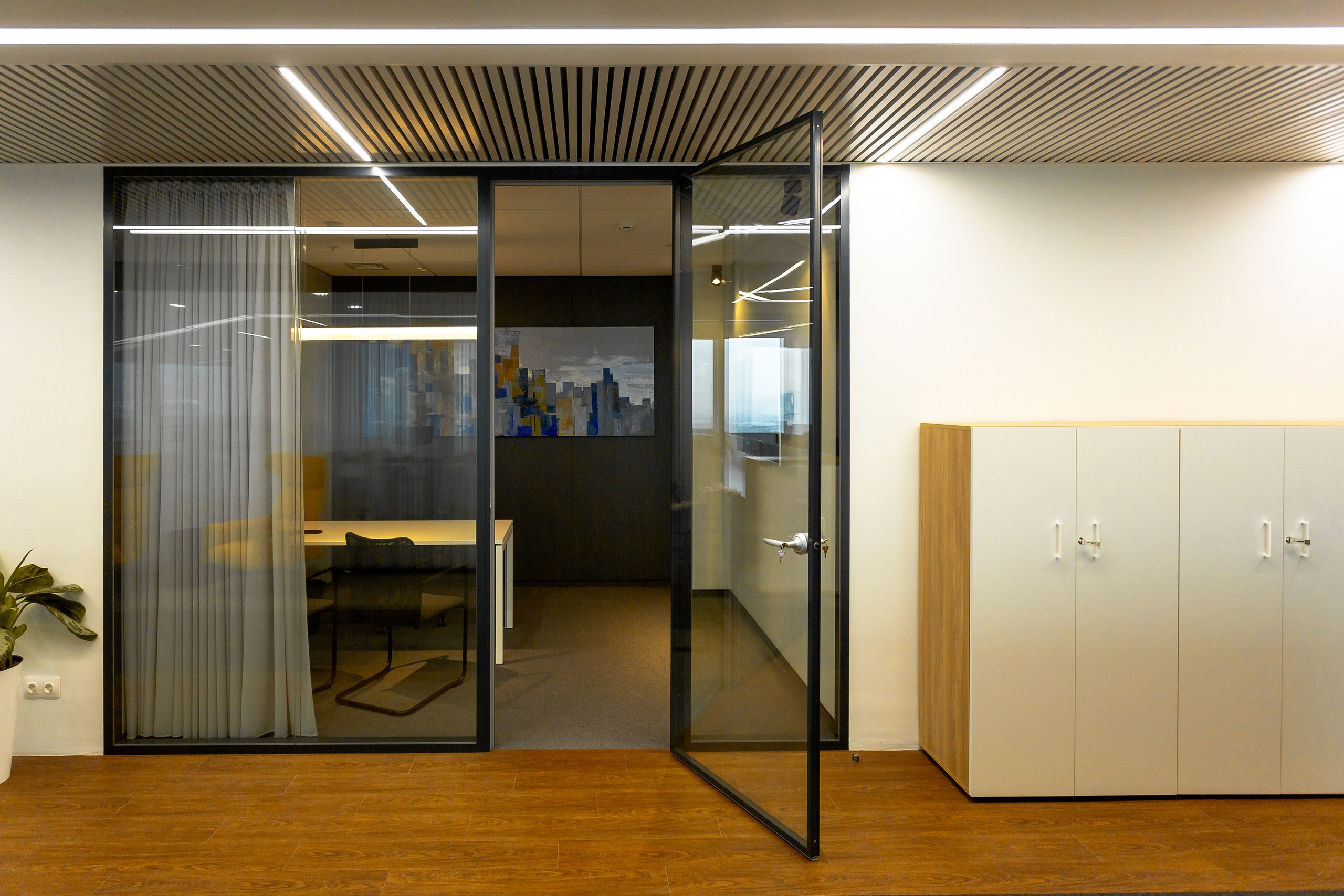 Mercure space. Репортажный фотограф в Алмате Чумаков Георгий