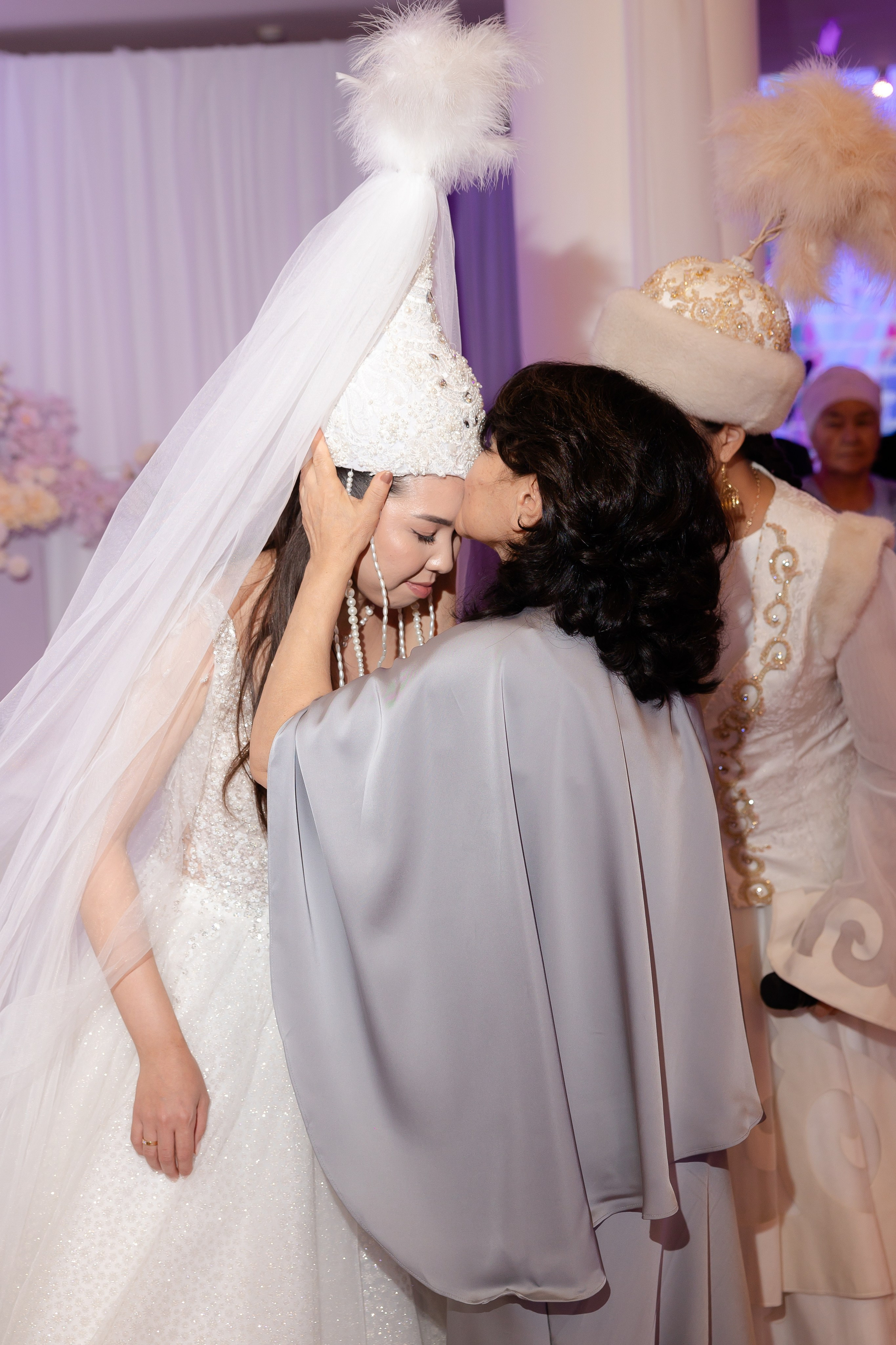 Assel Uzatu. Galam media