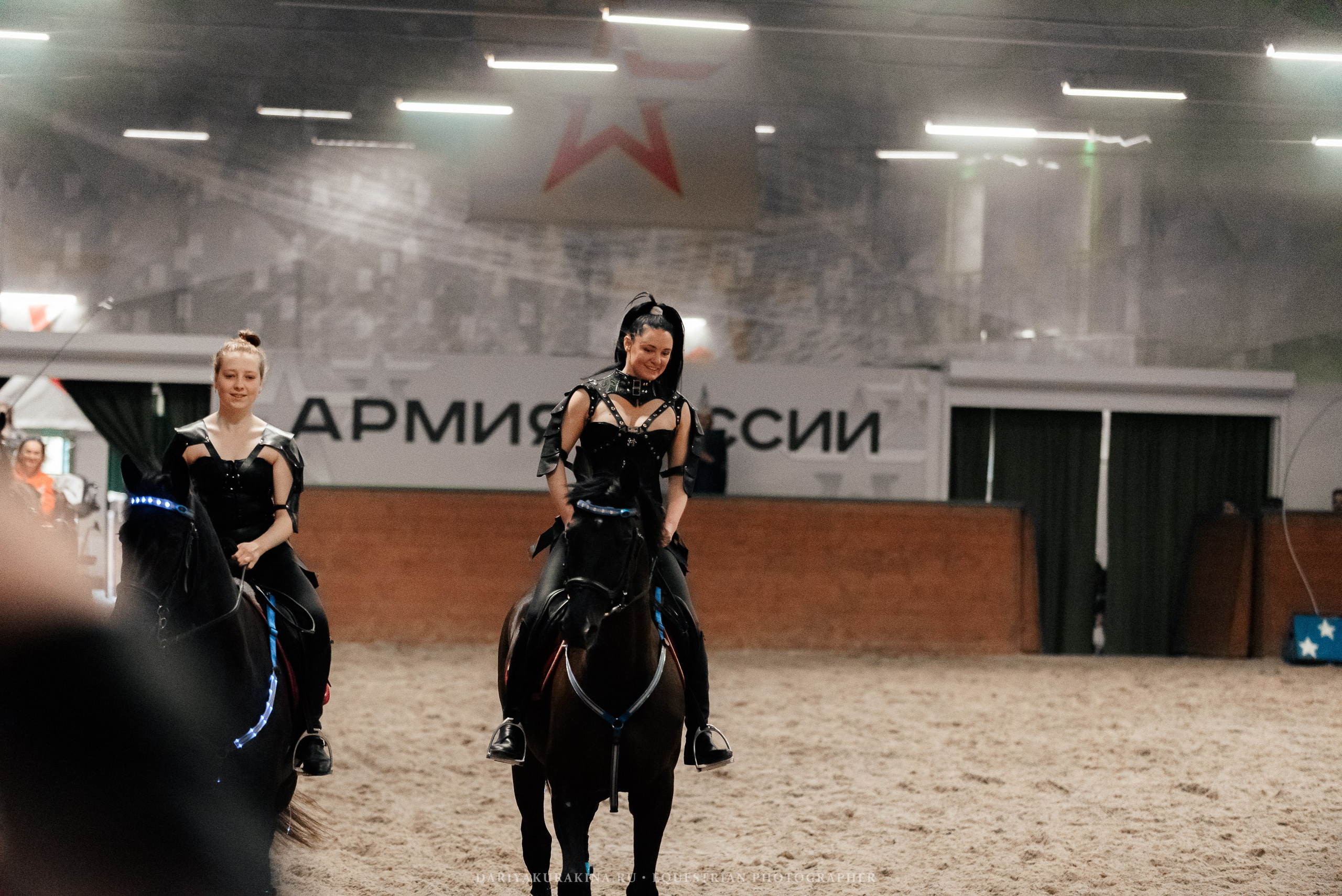 Конное представление «Дыхание Звёзд». Конный фотограф Куракина Дарья • Фотосессии с лошадьми