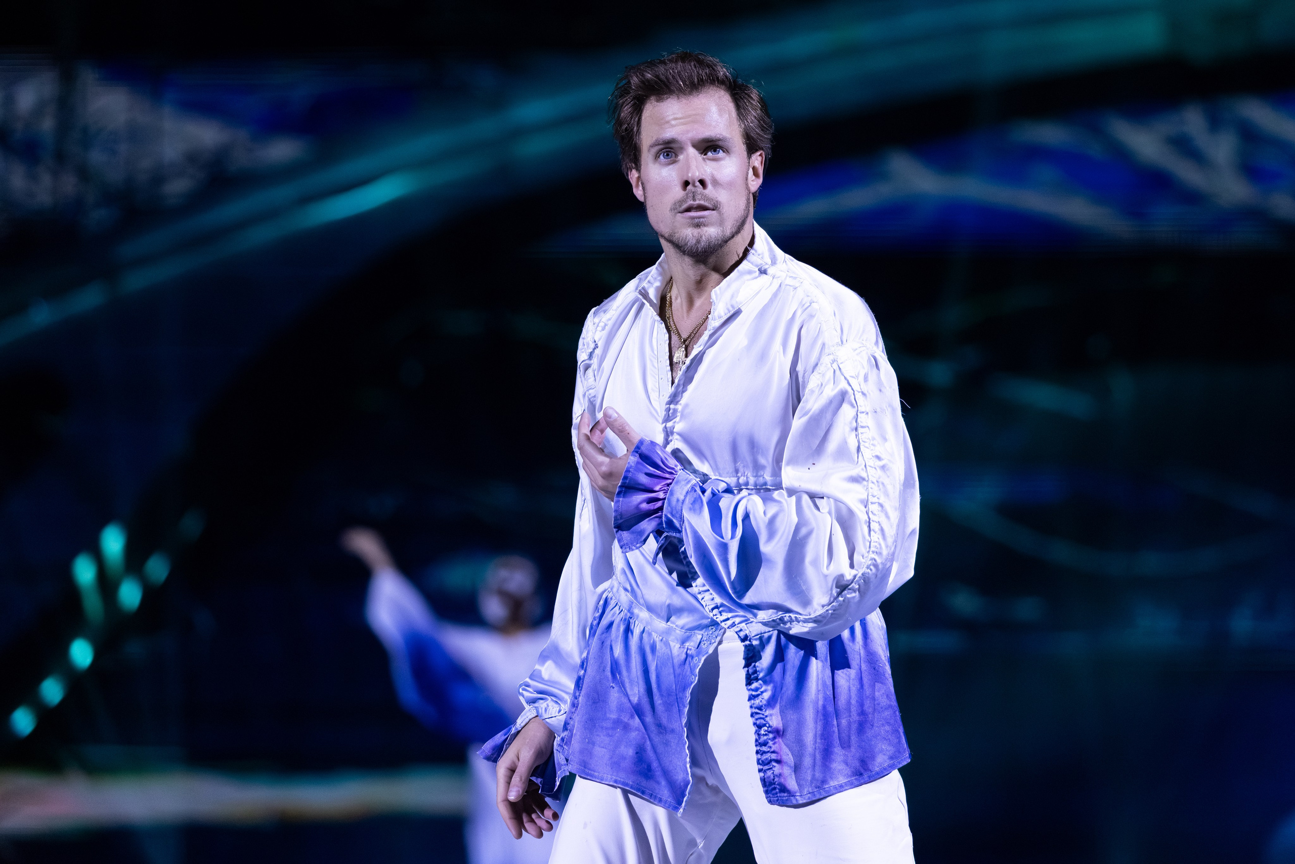 ЛЕБЕДИНОЕ ОЗЕРО