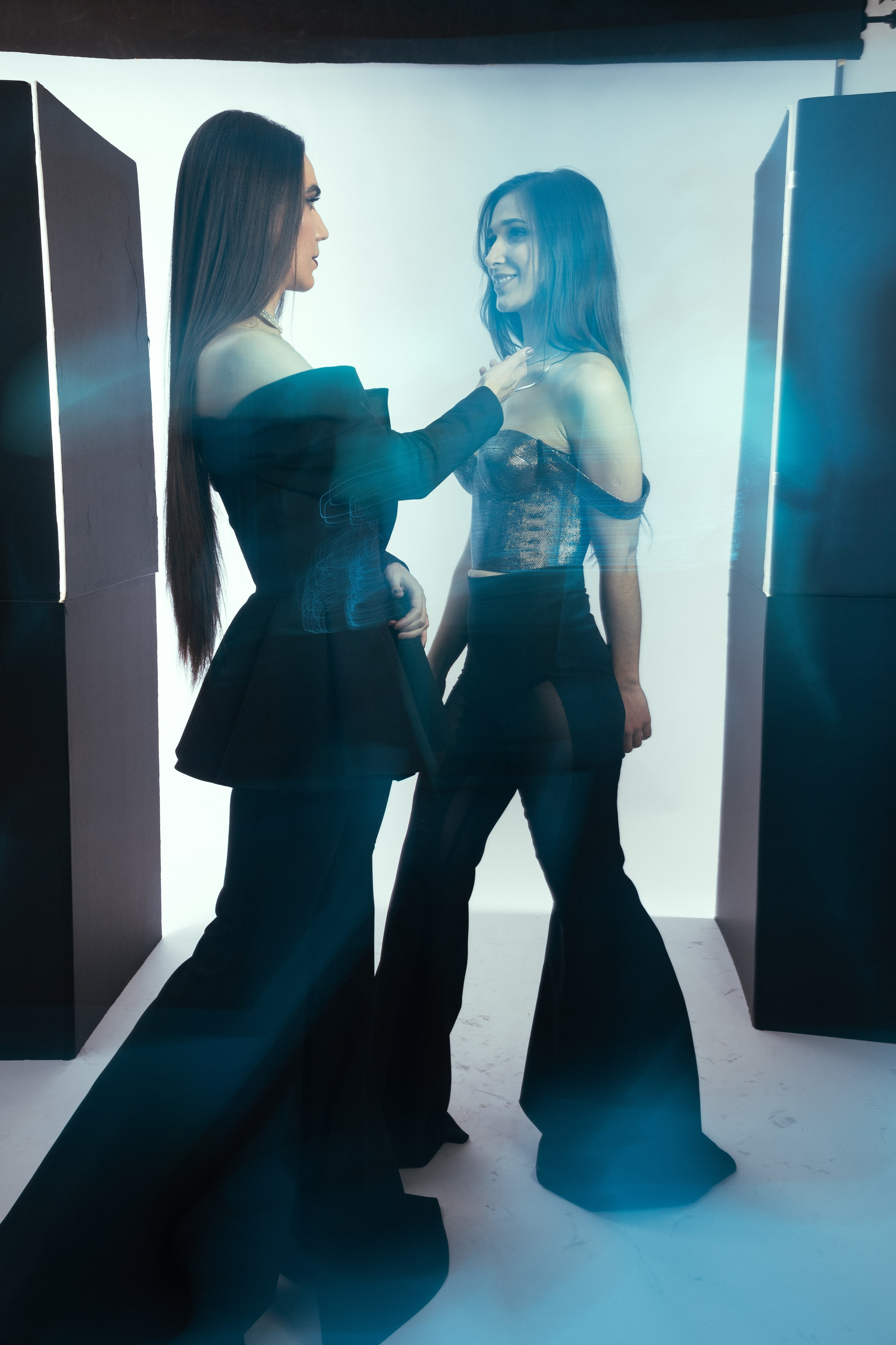 Валентина и Наталья — яркие портреты ко Дню Рождения. Фотограф Анастасия Тихонова