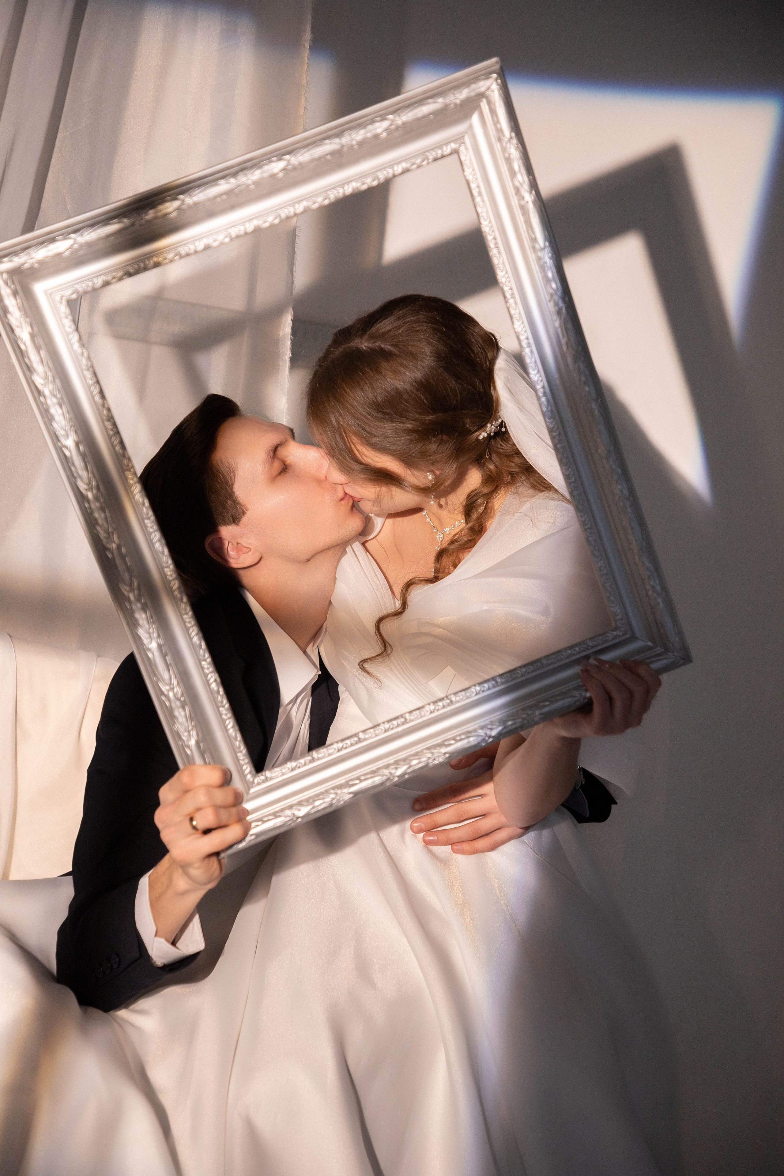 Свадебная фотосессия в студии. Фотограф Анастасия Тихонова