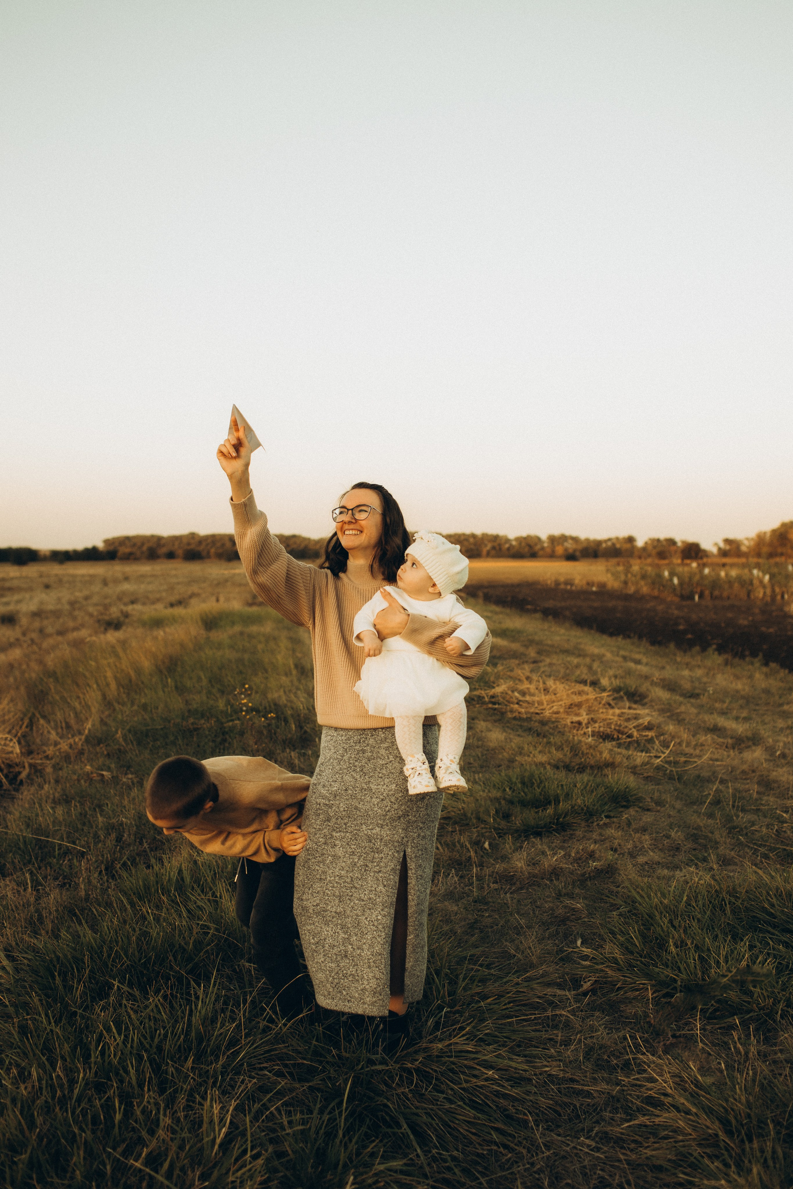Юлия прогулка в поле. Александра Ниценко СЕМЕЙНЫЙ ФОТОГРАФ ИЗ СТАВРОПОЛЯ