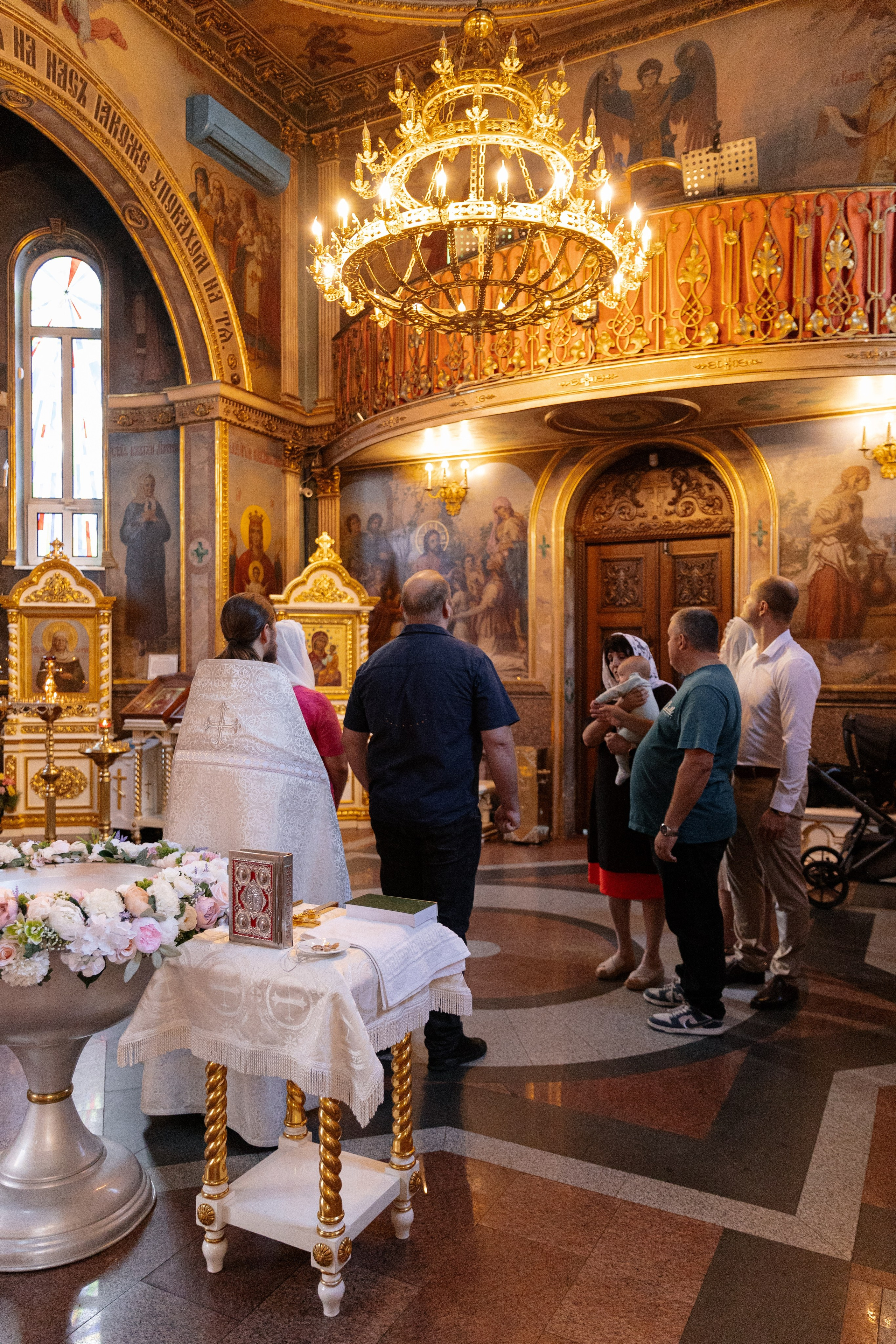 Крещение в Церкви иконы Божией Матери Целительницы. Свадебный фотограф и видеограф Краснодар, Ростов, Сочи, Новороссийск