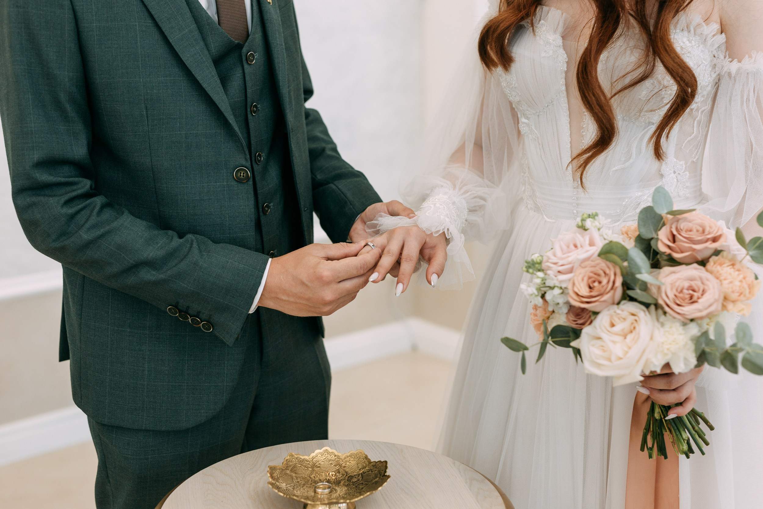 Алиса и Айнур. Фотопродакшн продающего контента