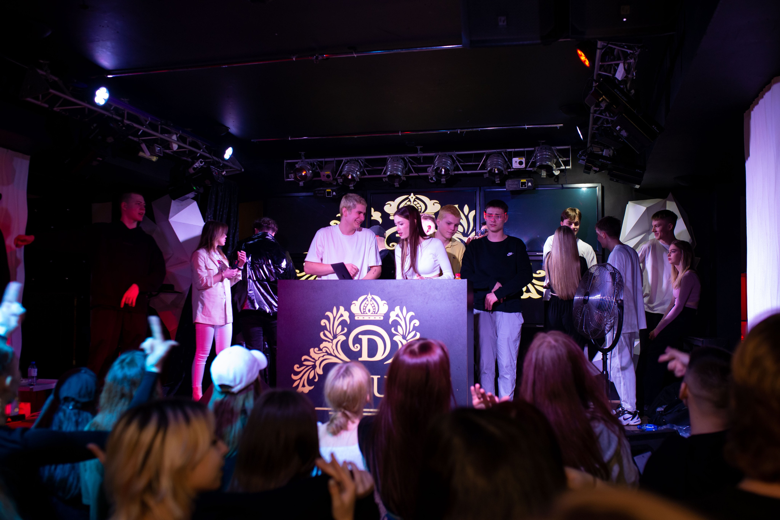 Клуб DEUS. Женский фотограф Крещение Венчание Москва Брянск