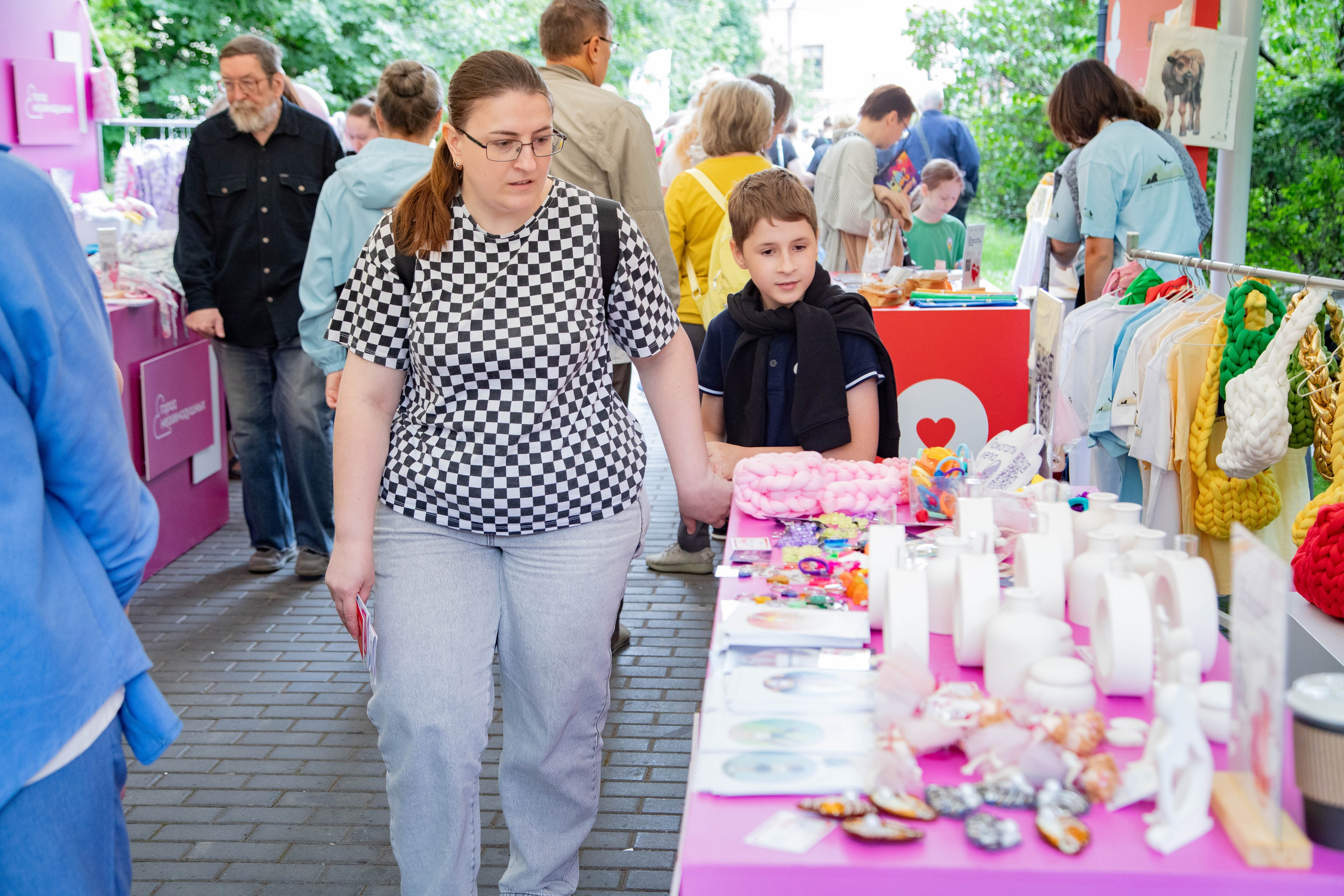 Съемка для благотворительного фонда. Женский фотограф в Москве Рина Леонтьева