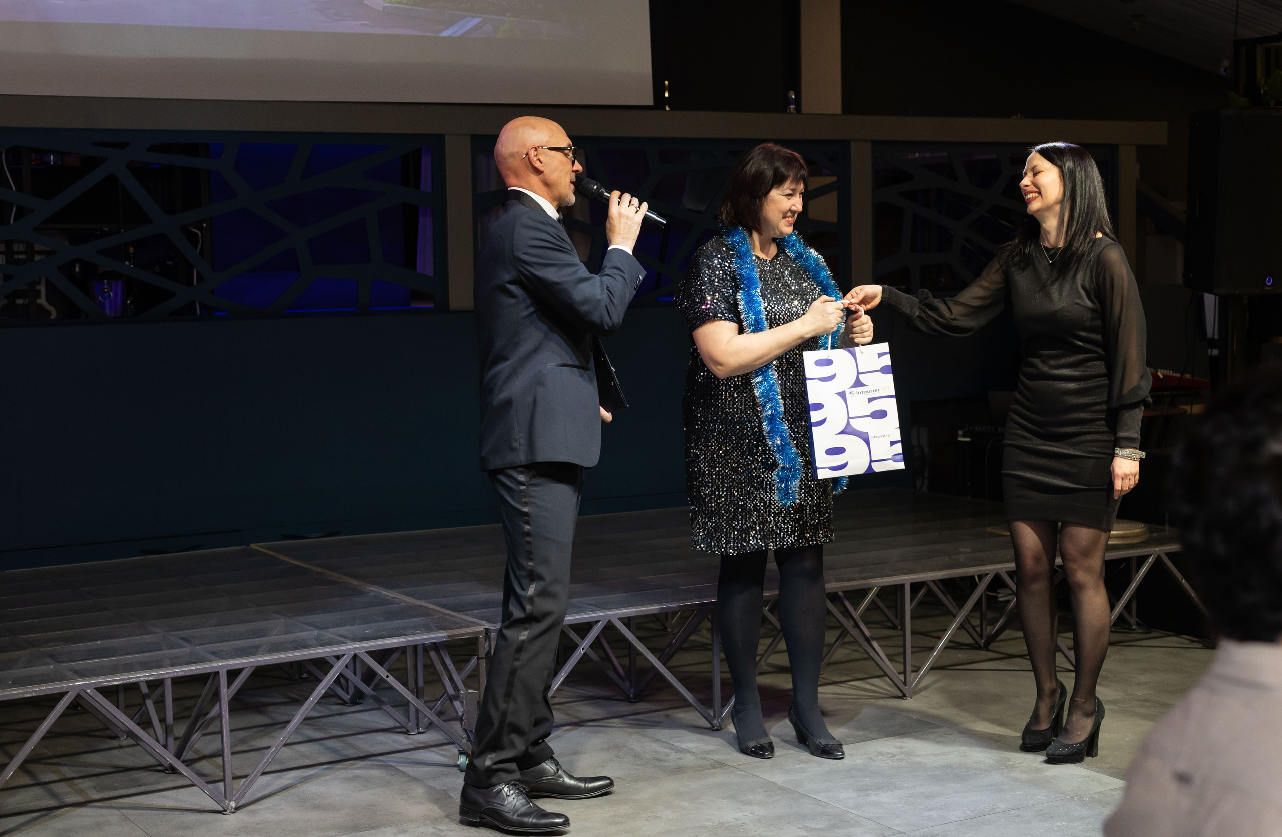 Корпоратив ресторан Времена года Москва. Семейный и детский фотограф Анна Петракова