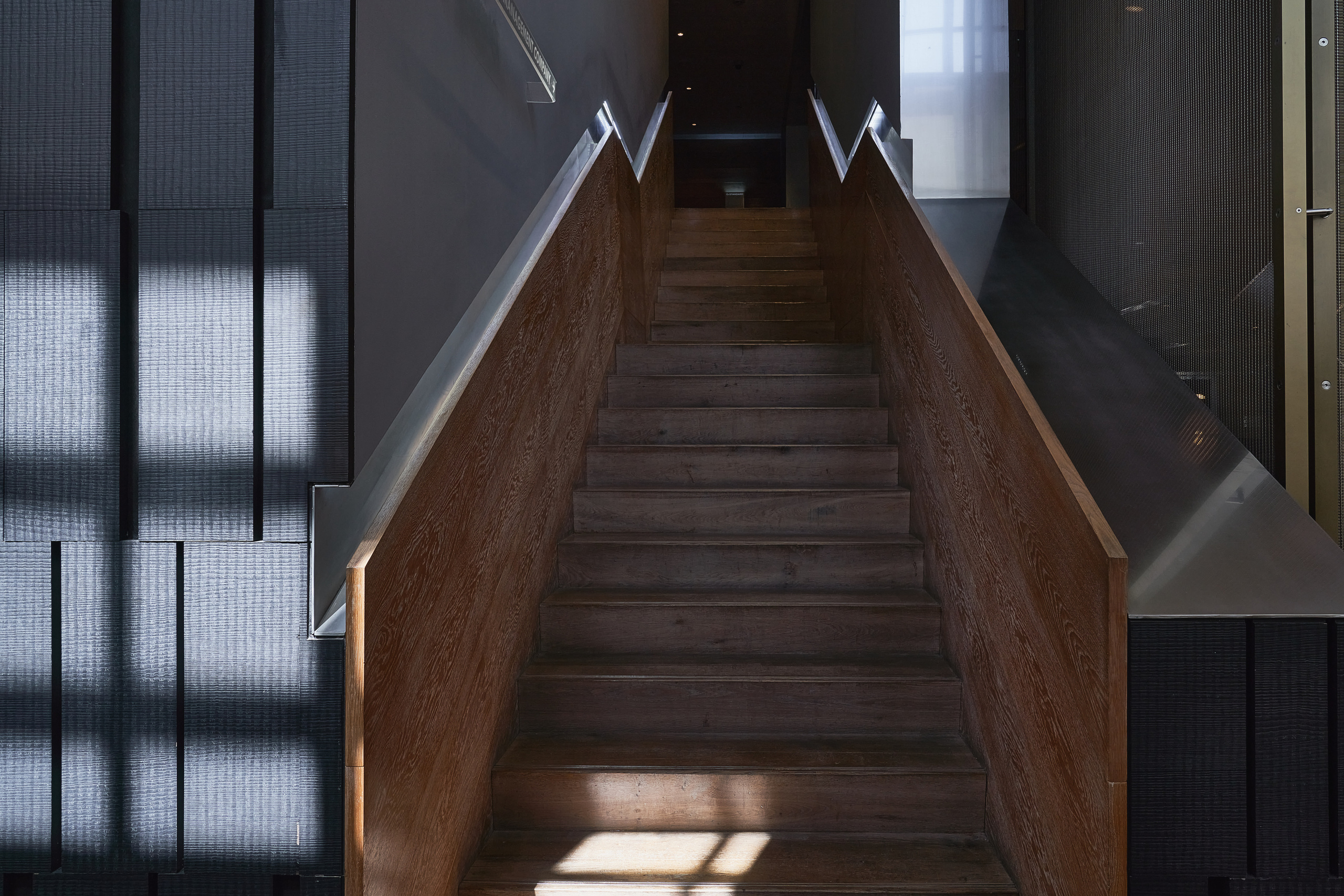 Бизнес-центр Фабрика Станиславского. Евгения Четий — интерьерный фотограф в Москве, Санкт- Петербурге, Сочи