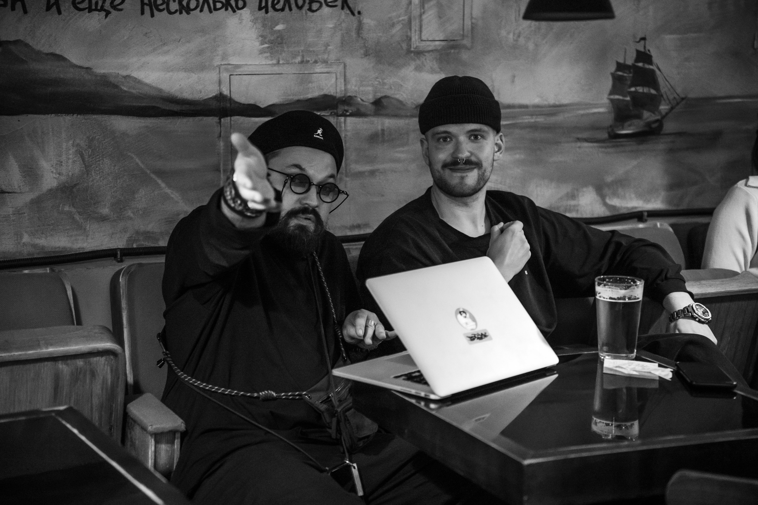 Гостевая смена Бара разбитых сердец в баре Обормоты. Концертный и репортажный фотограф в Санкт-Петербурге Слава Пахомов