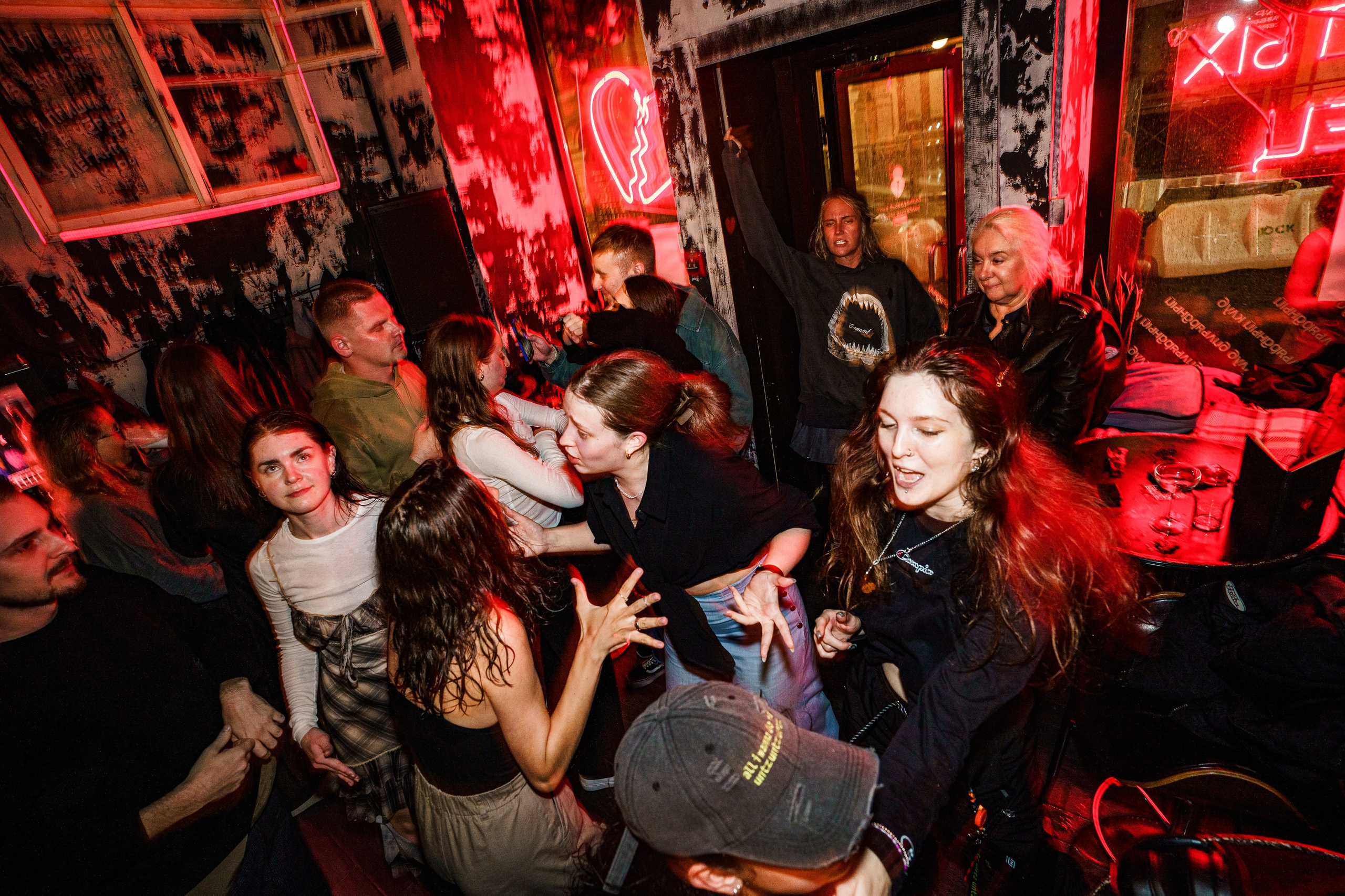 Бар разбитых сердец. Last summer party. Концертный и репортажный фотограф в Санкт-Петербурге Слава Пахомов