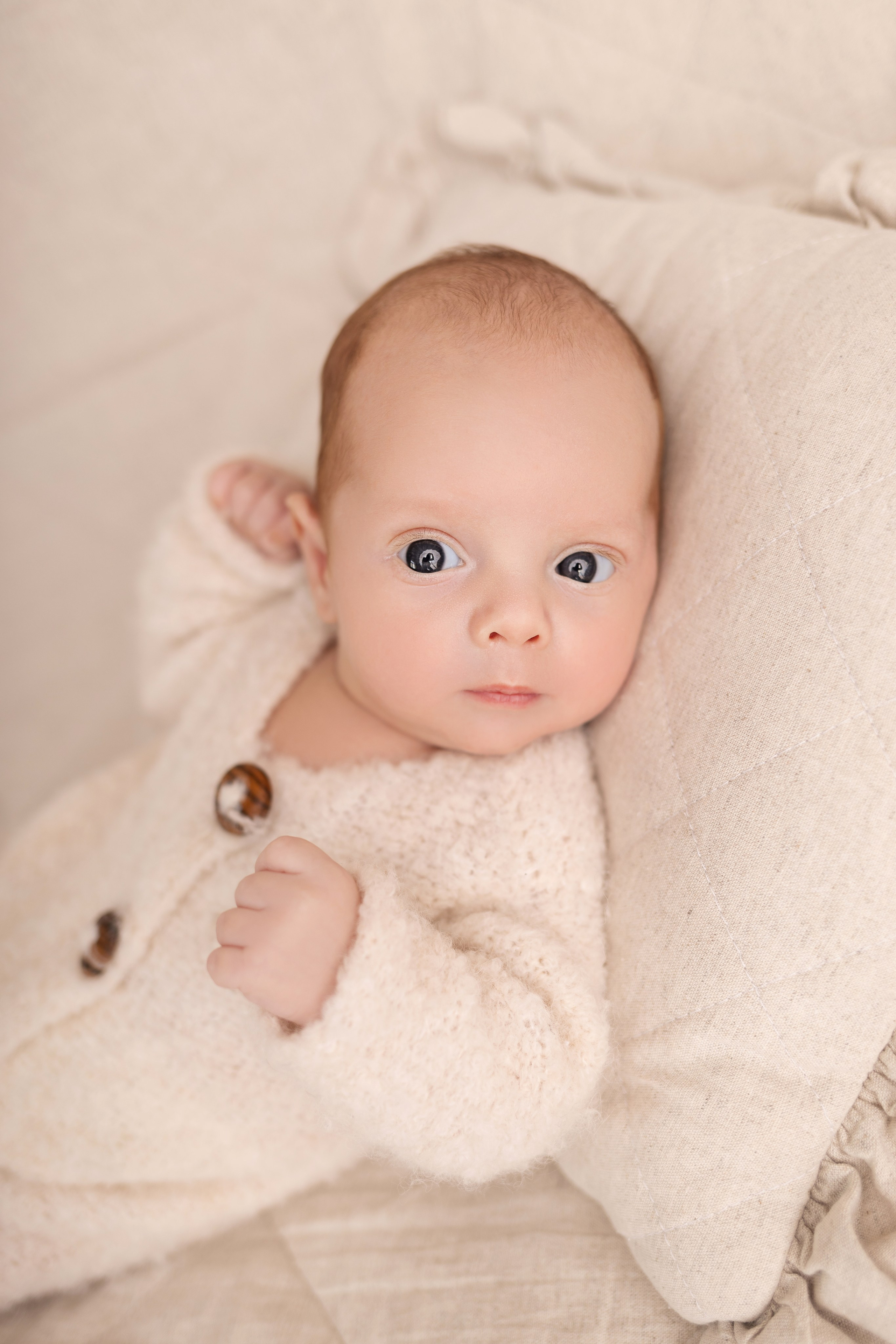 Newborn съемка в стиле Лайф. Фотограф новорожденных малышей в Омске и Омской области Эльвира Камаева