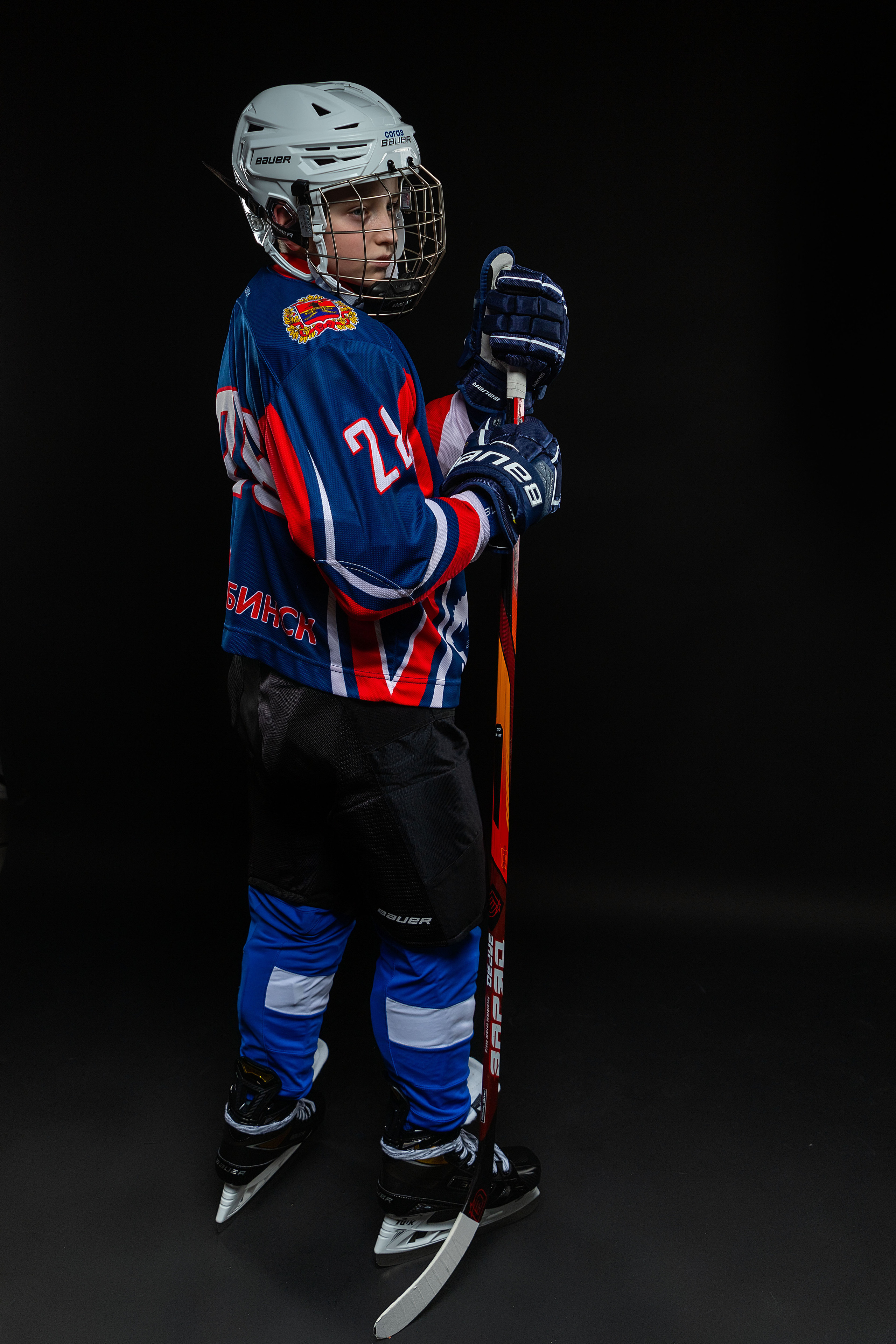 Съёмка хоккеиста в спортивной форме. Коммерческий фотограф Андрей Тремасов