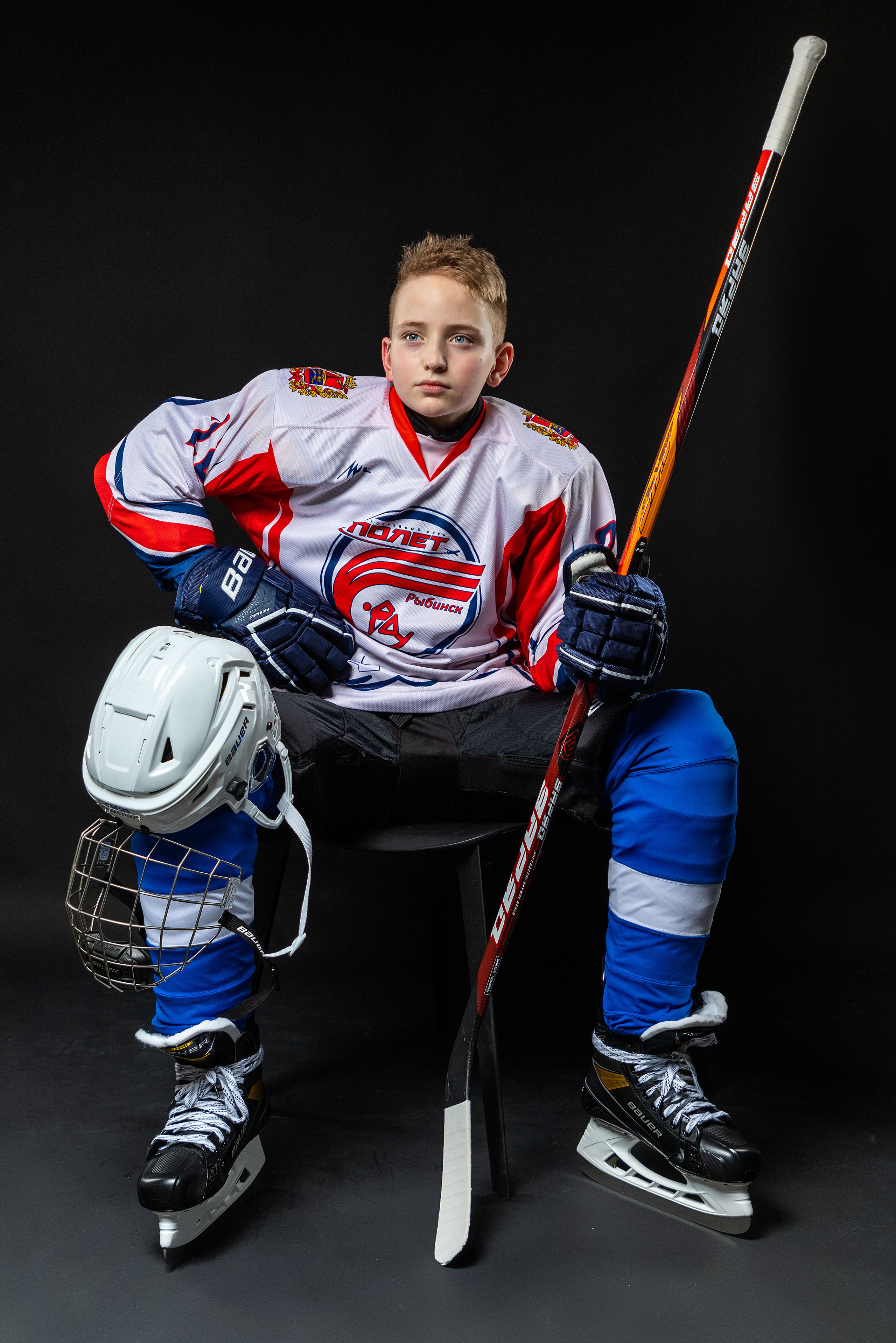 Съёмка хоккеиста в спортивной форме. Коммерческий фотограф Андрей Тремасов