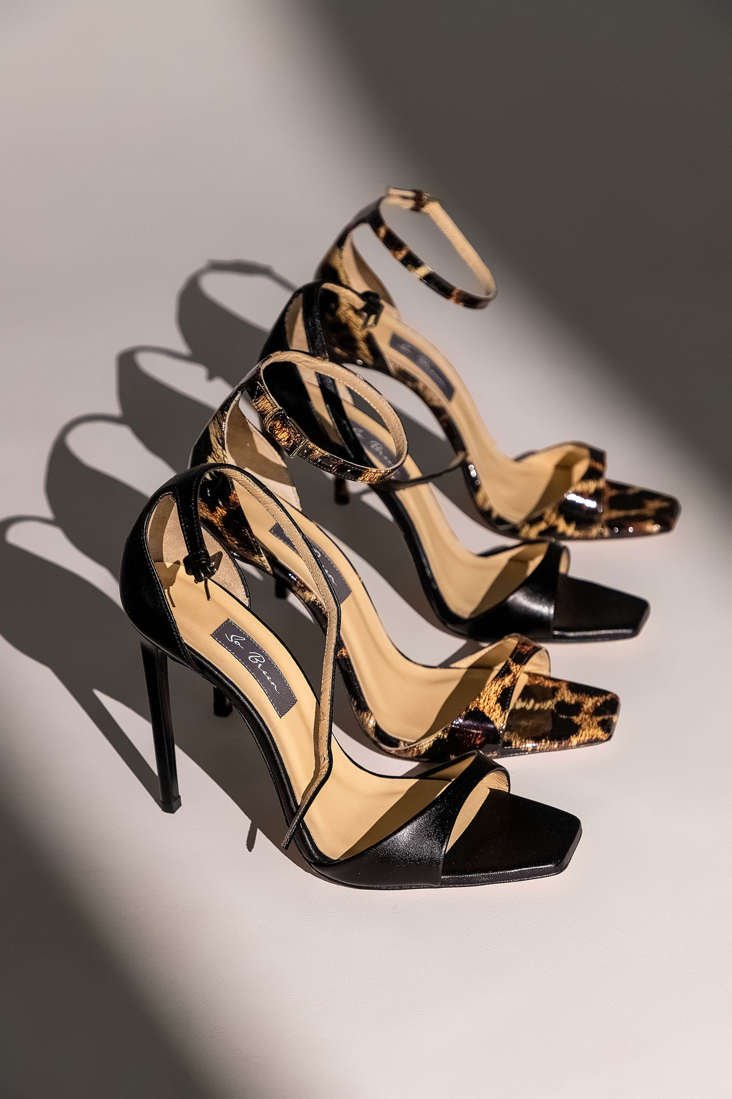 Фотосъёмка босоножек для бренда SoBreen. Коммерческий фотограф Андрей Тремасов