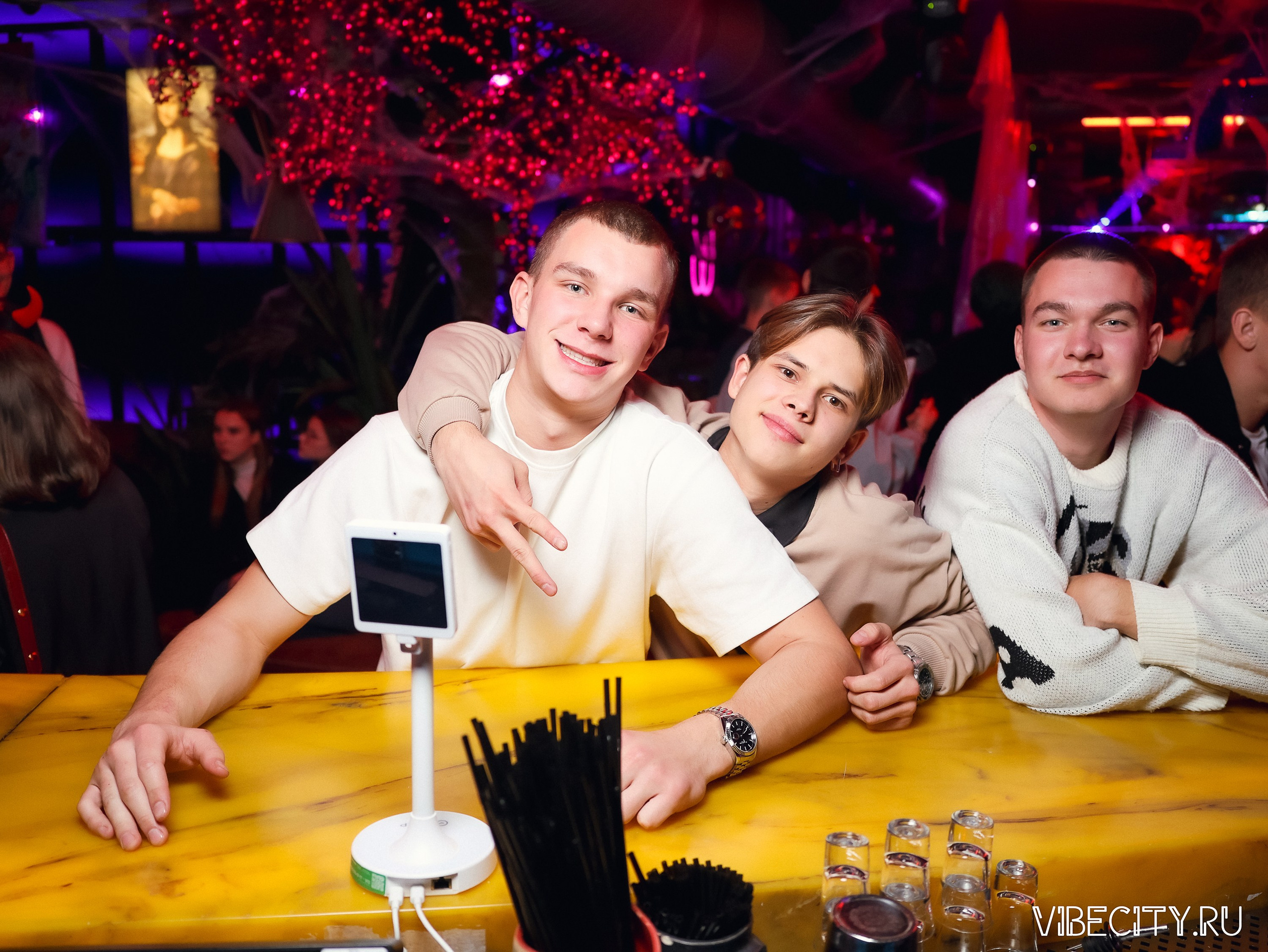 DOUBLE U. VIBECITY.RU Вайб Сити Ру Фоторепортажи Фотоотчеты Калининград