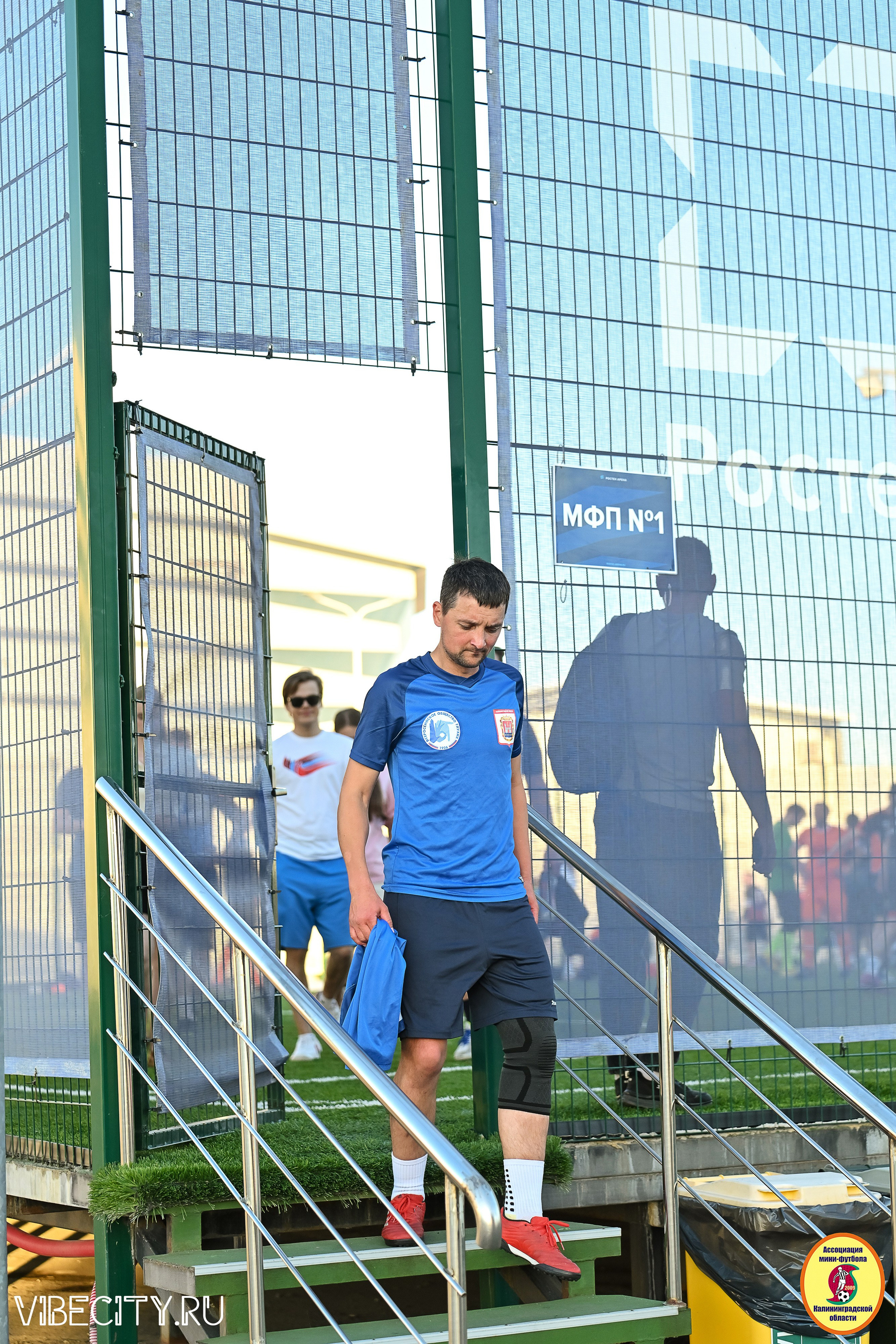 ИГРЫ МИНИ-ФУТБОЛЬНОЙ И КОРПОРАТИВНОЙ ЛИГИ. VIBECITY.RU Вайб Сити Ру Фоторепортажи Фотоотчеты Калининград